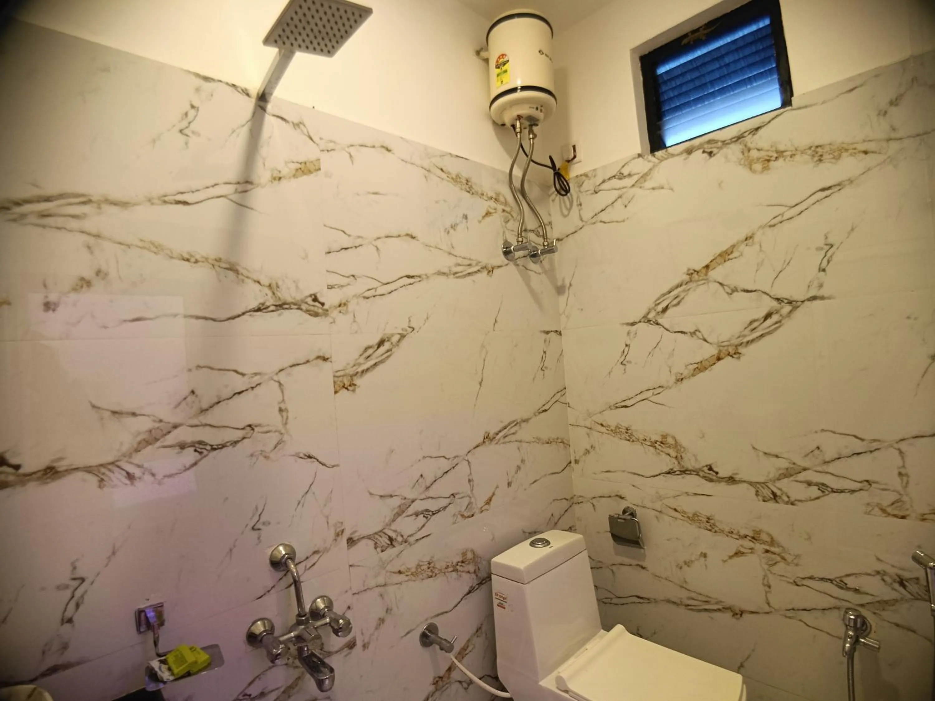 Shower in Shinjini Resort