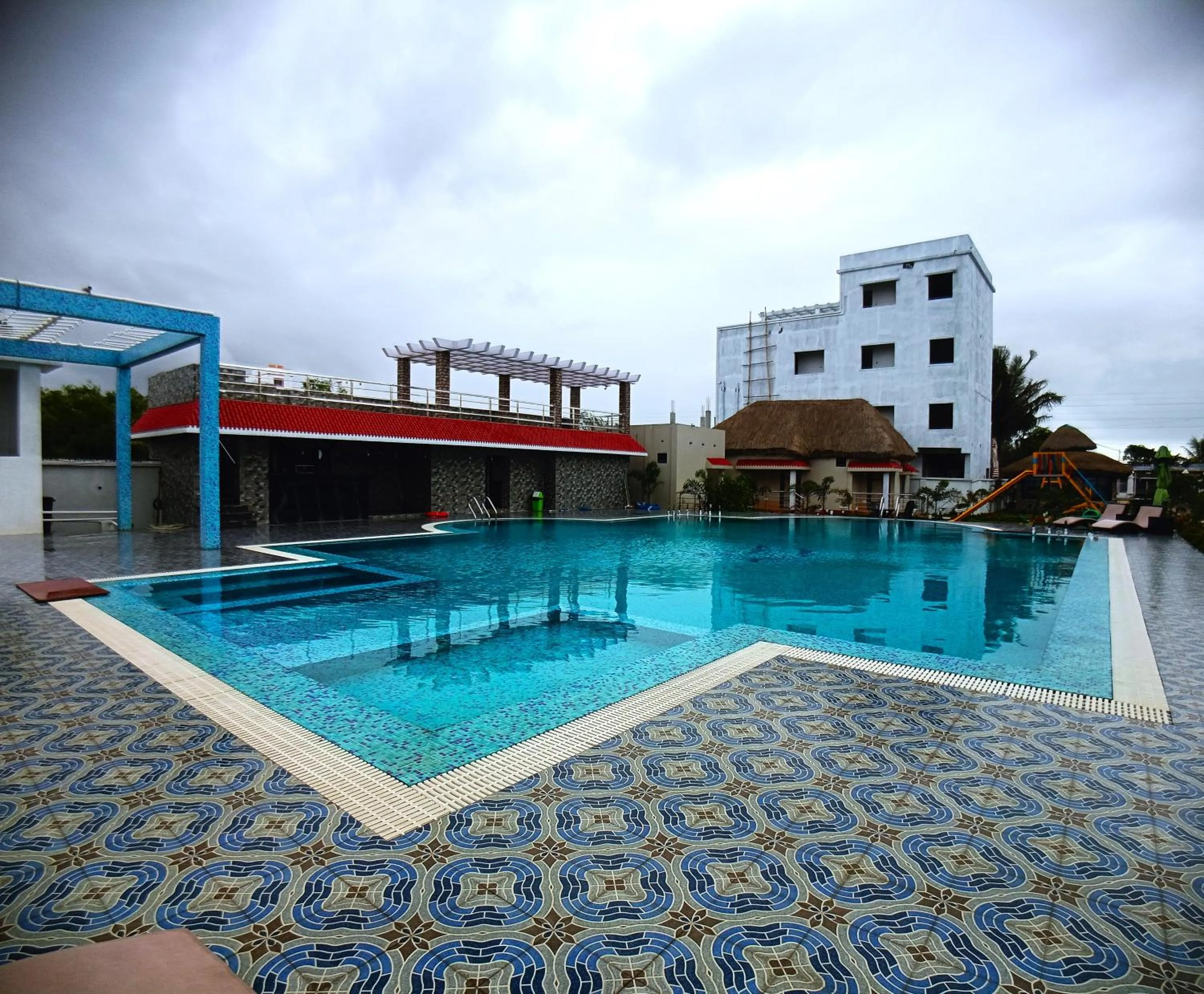 Day in Shinjini Resort