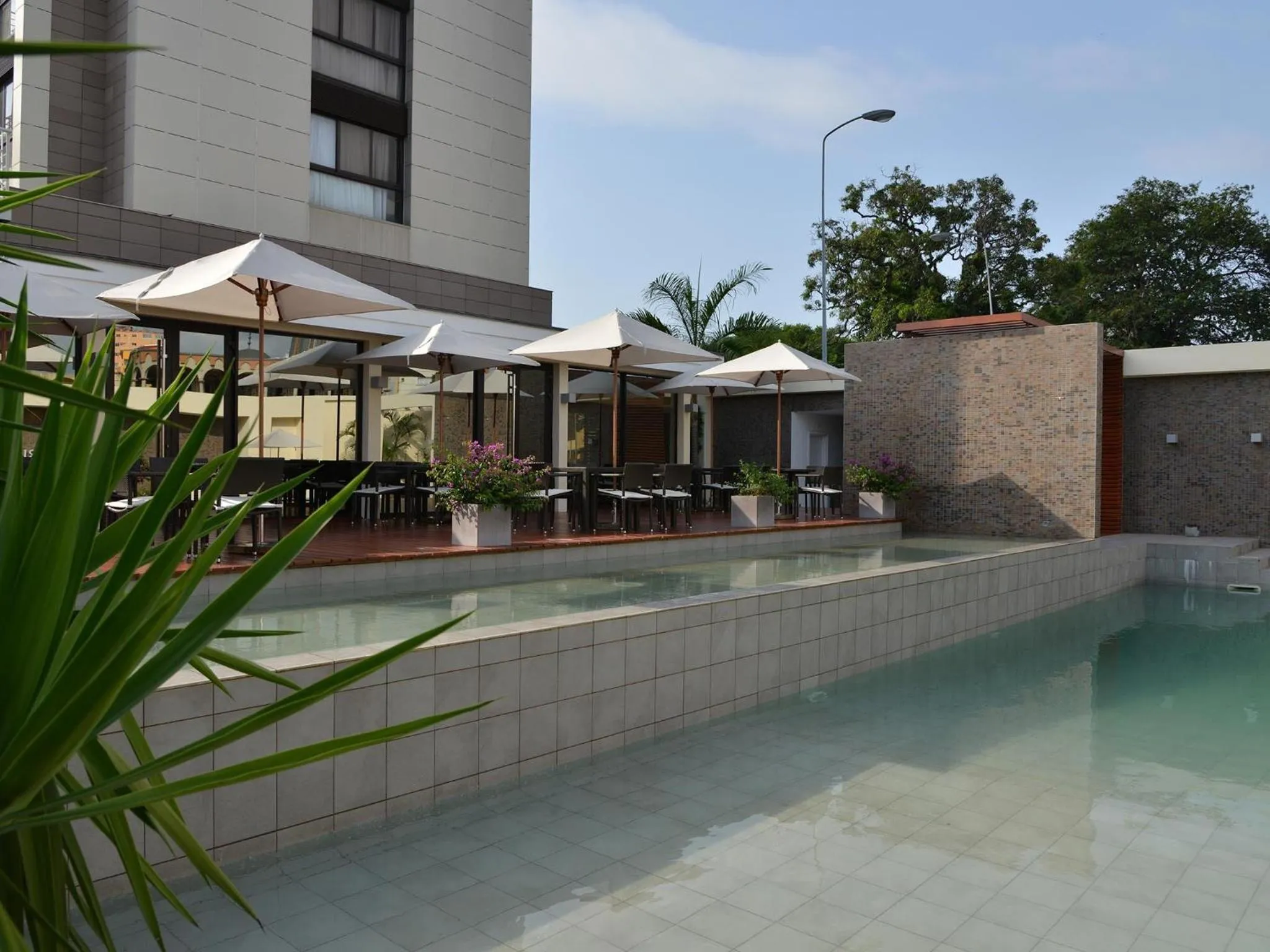 Pool view in Hôtel Le Cristal