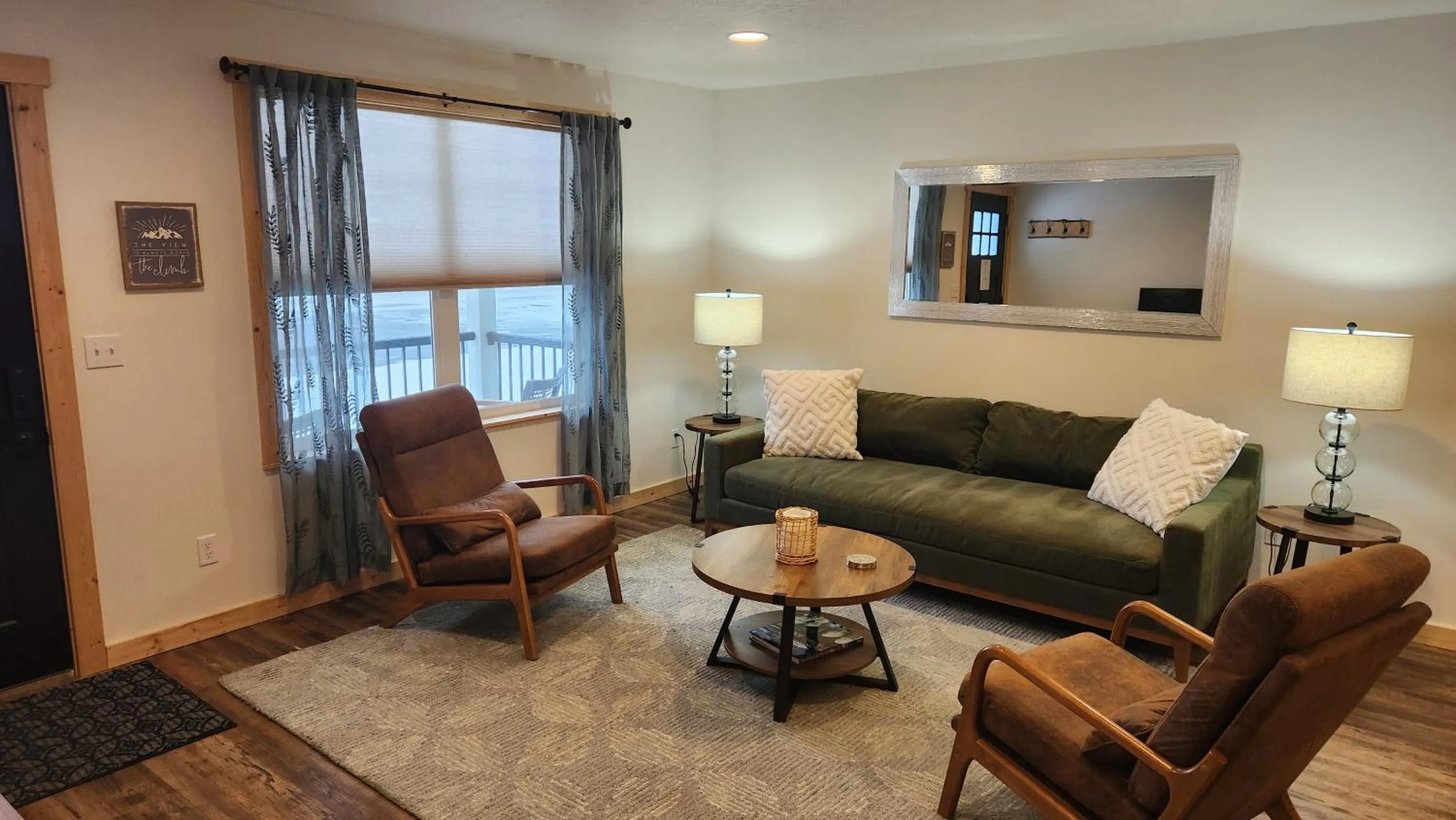 Living room in Beargrass Lodging & RV Resort