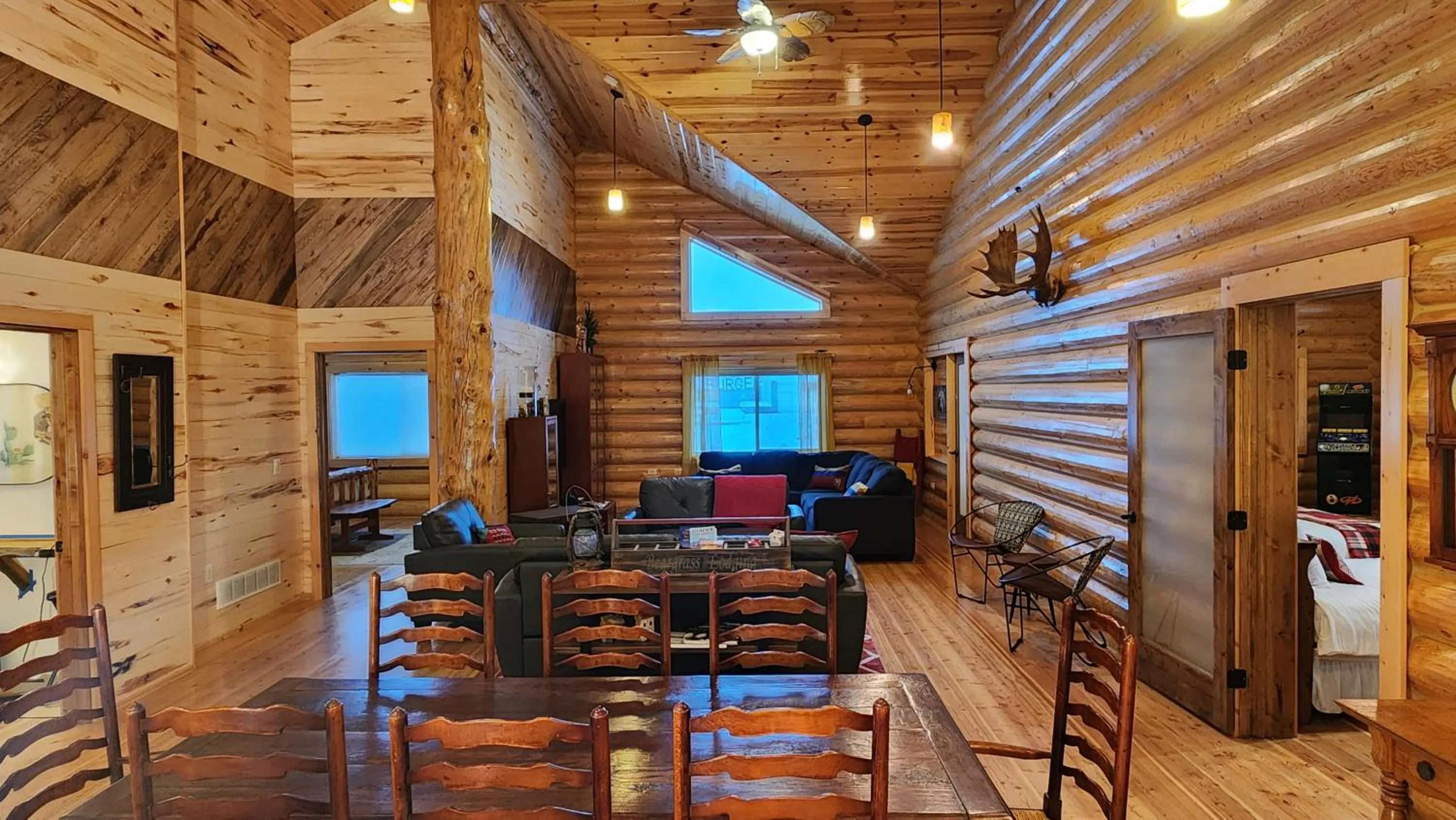 Living room in Beargrass Lodging & RV Resort