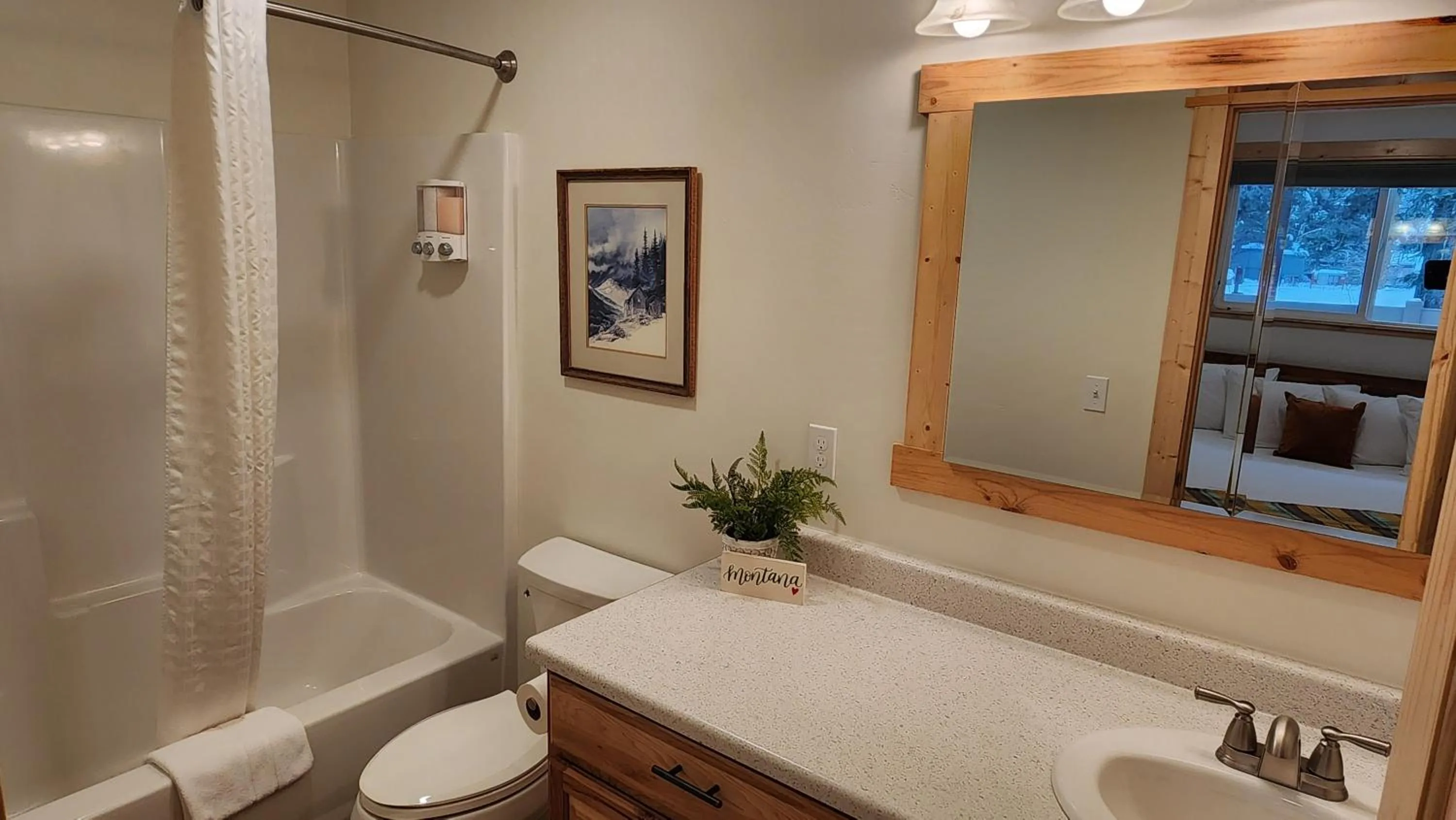 Shower in Beargrass Lodging & RV Resort