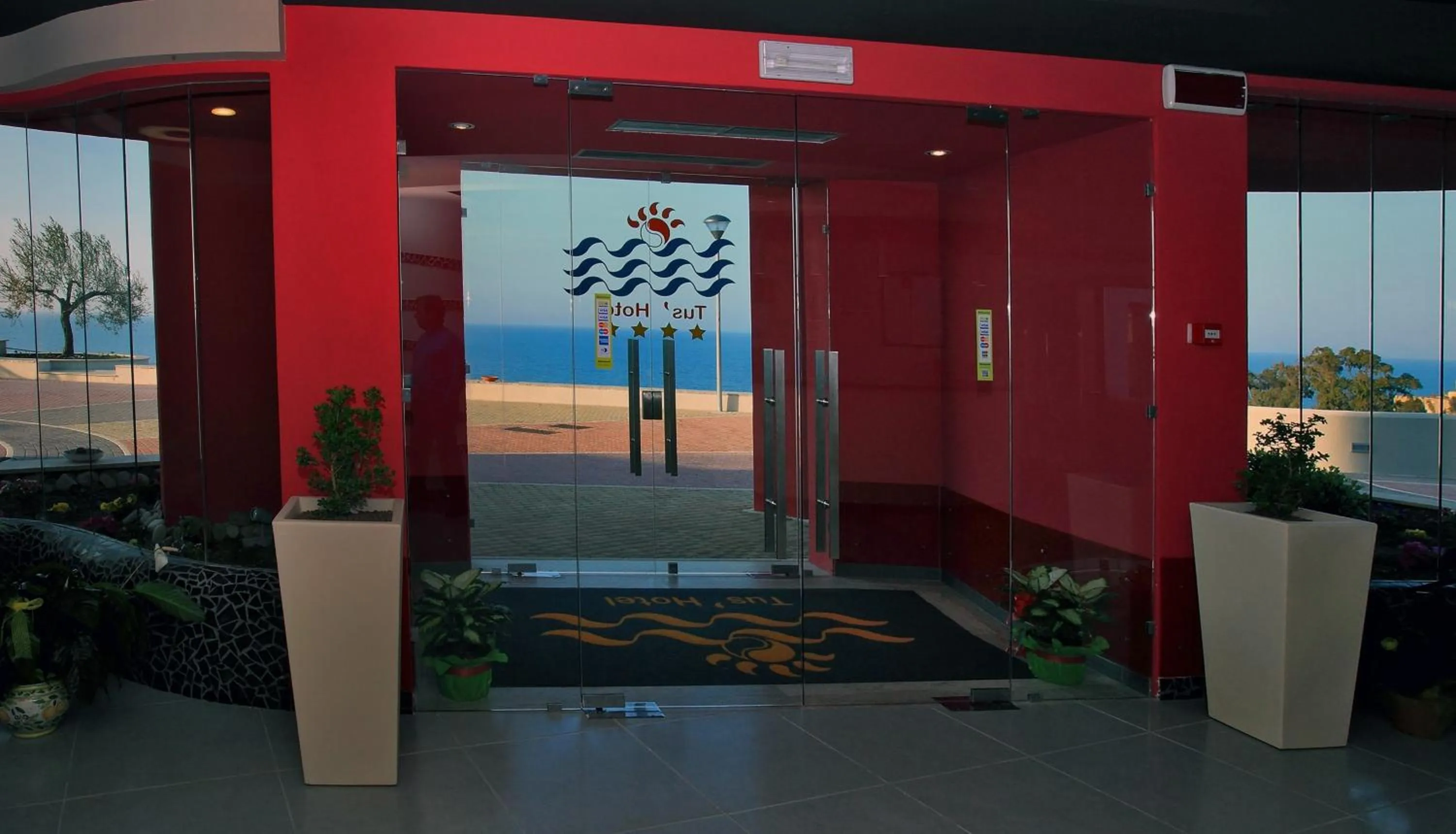 Decorative detail in Tus'Hotel