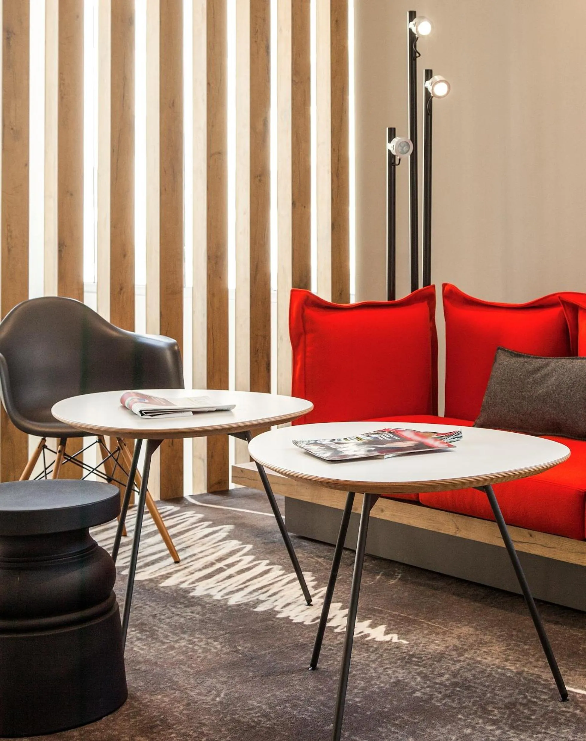 Lounge or bar in Ibis Casanearshore