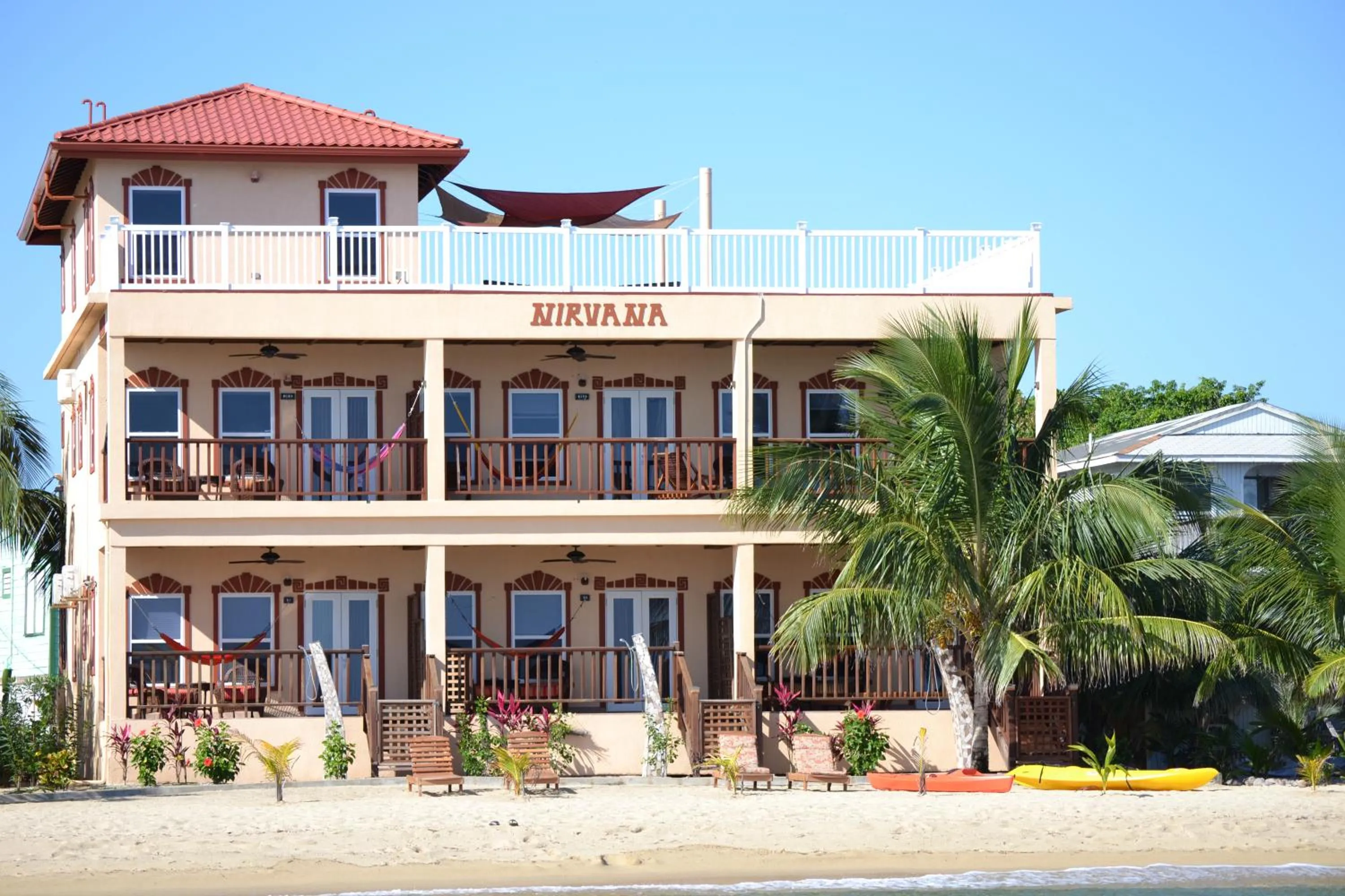 Property building in Belizean Nirvana