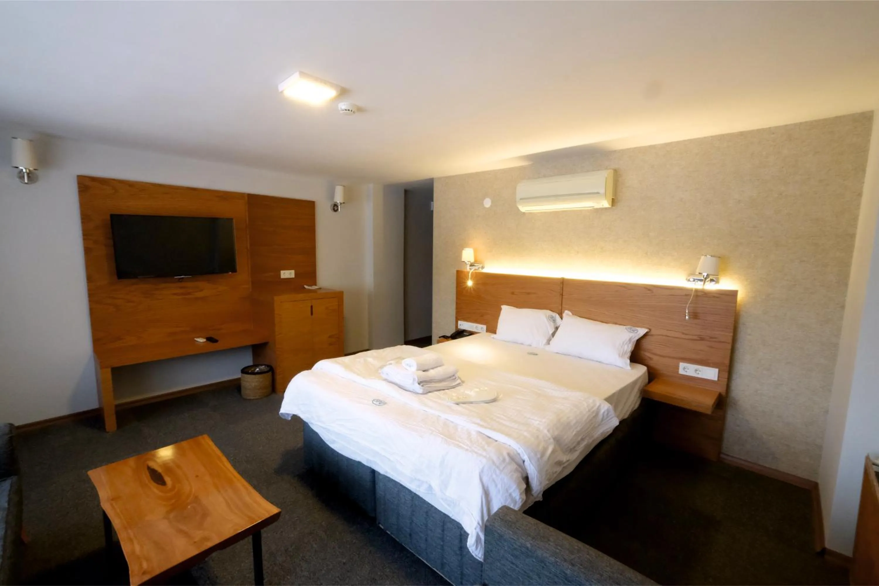 Bed in Varyant Hotel