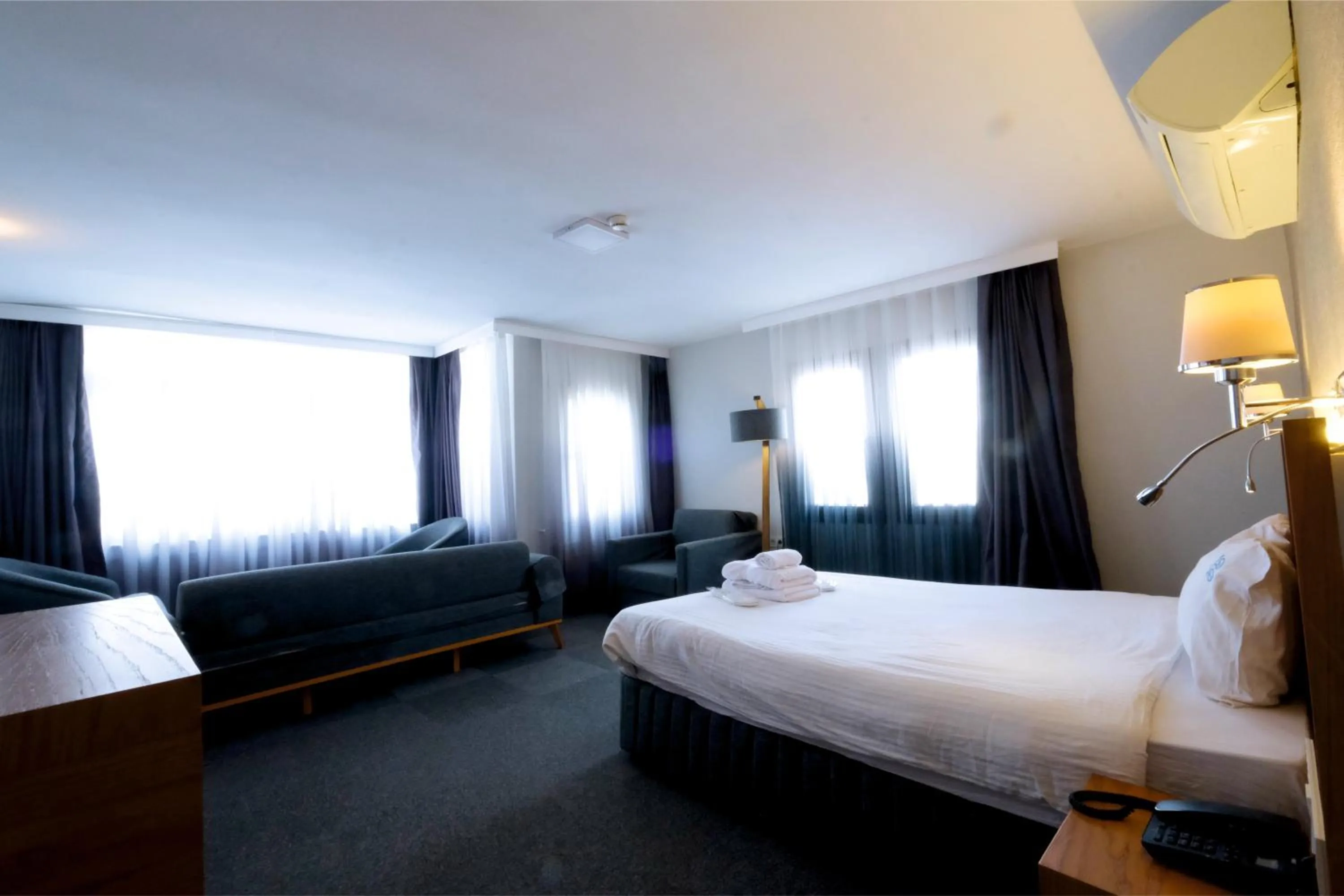 Bed in Varyant Hotel