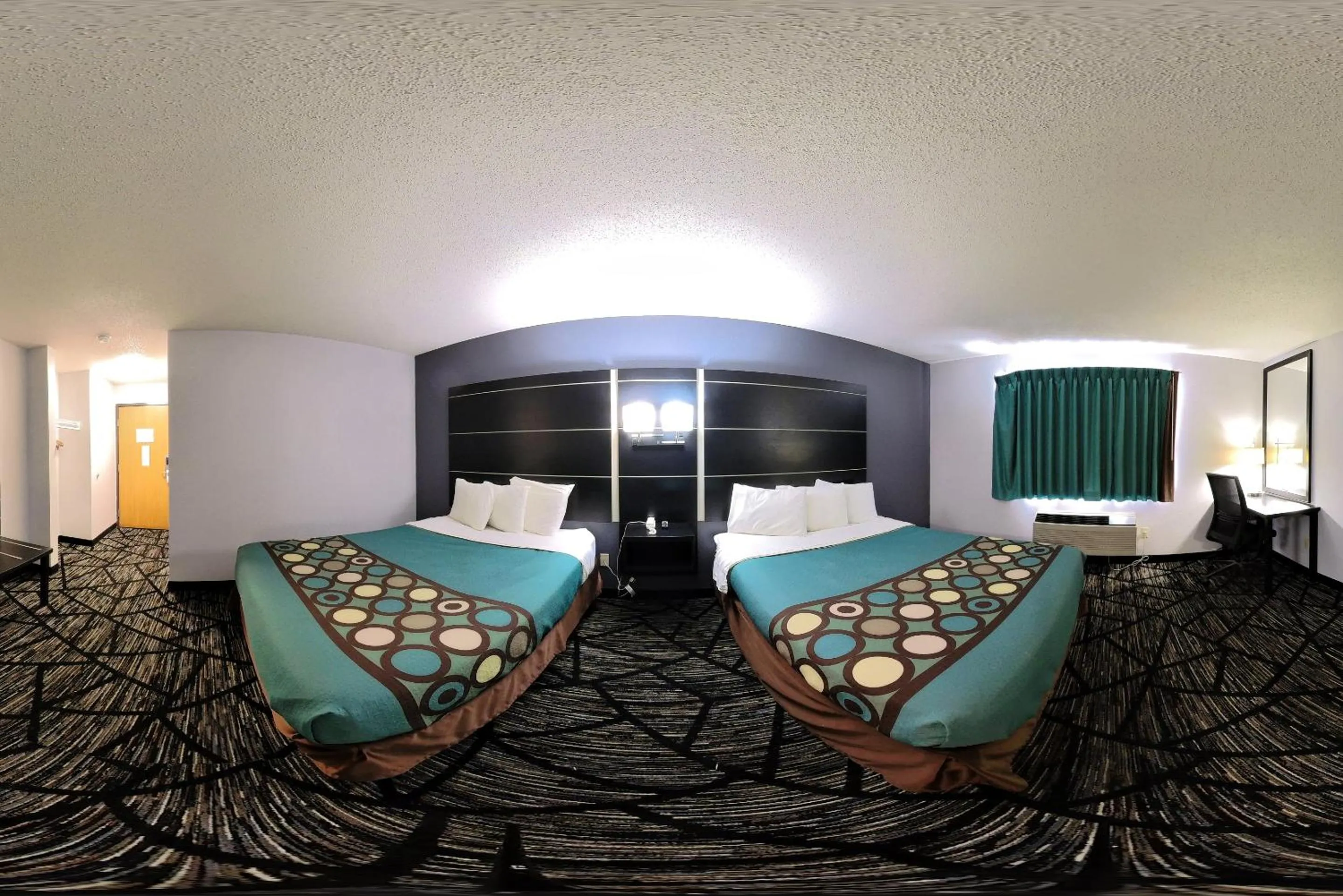 View (from property/room), Bed in Coratel Inn & Suites by Jasper New Richmond