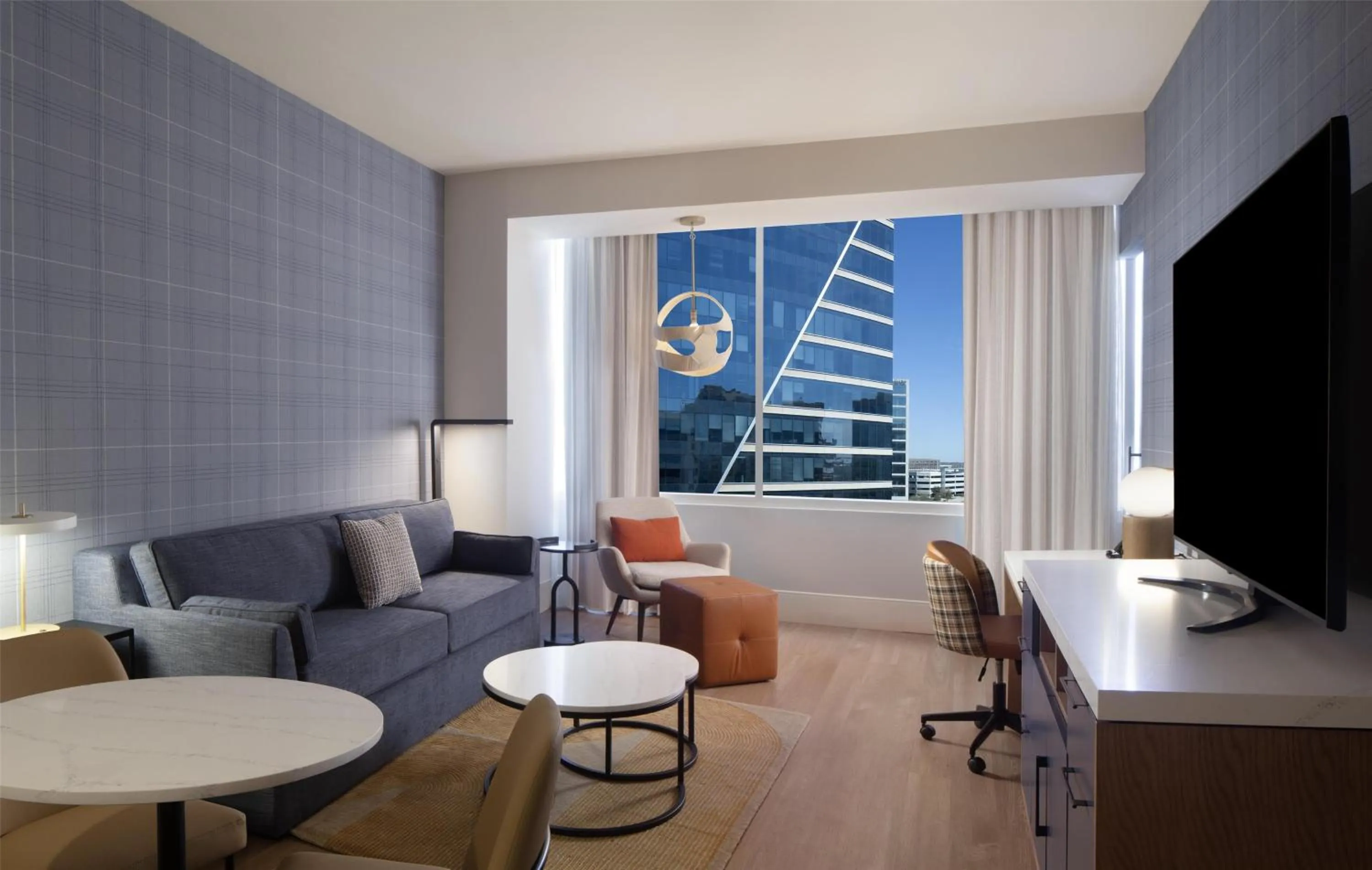 Living room in Hilton Dallas/Plano Granite Park