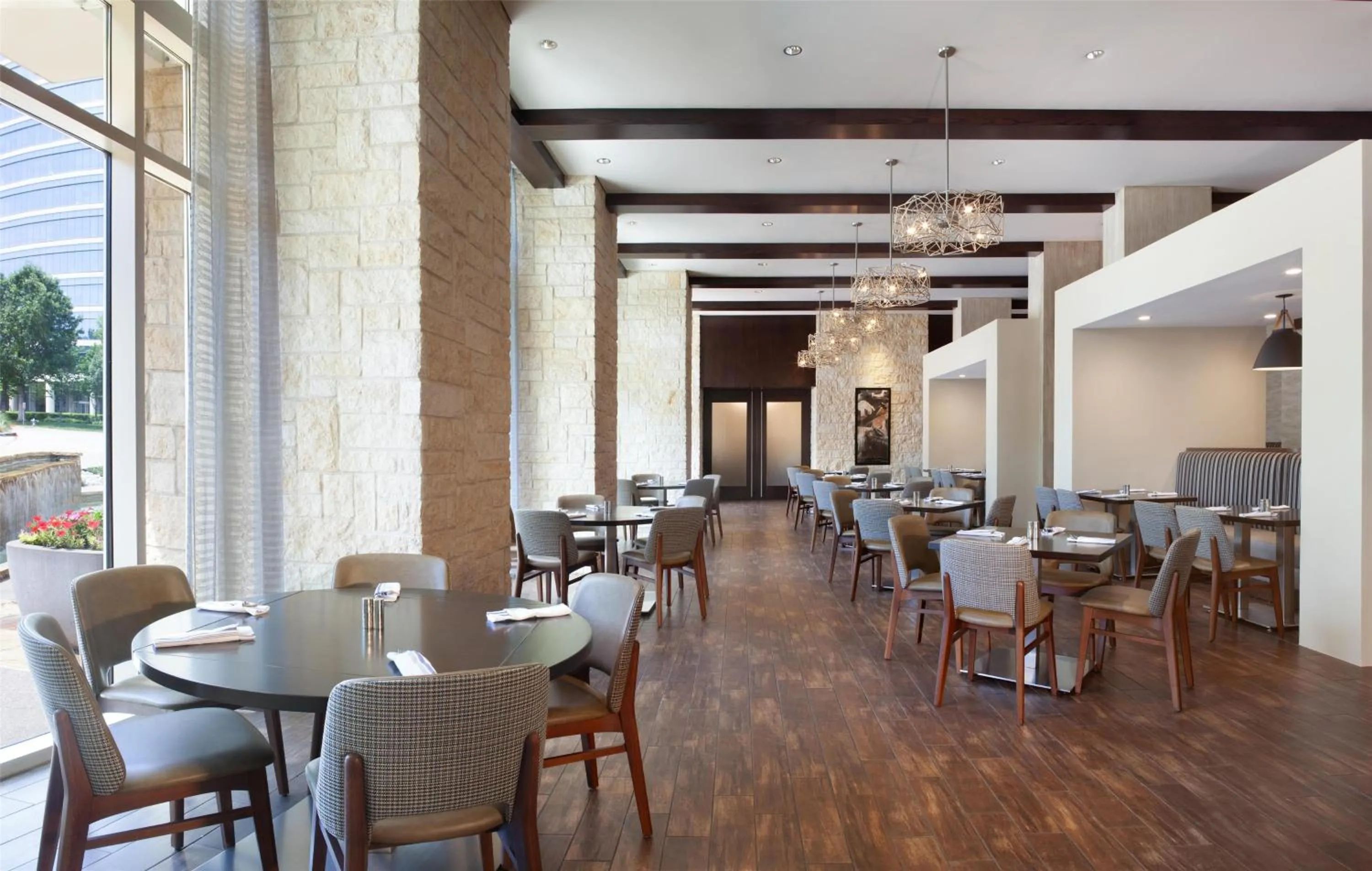 Restaurant/places to eat in Hilton Dallas/Plano Granite Park
