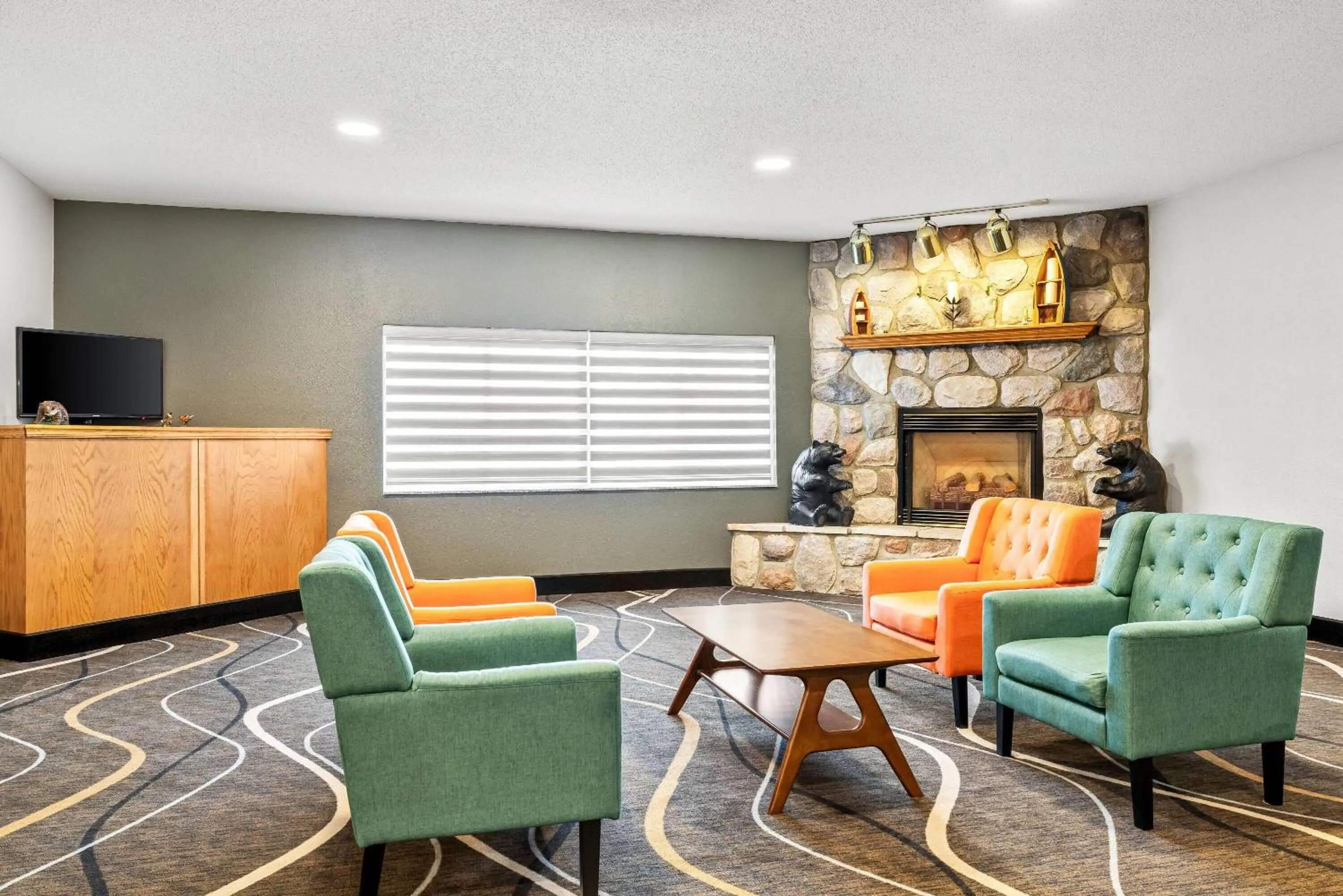Lobby or reception in Super 8 by Wyndham Osseo WI