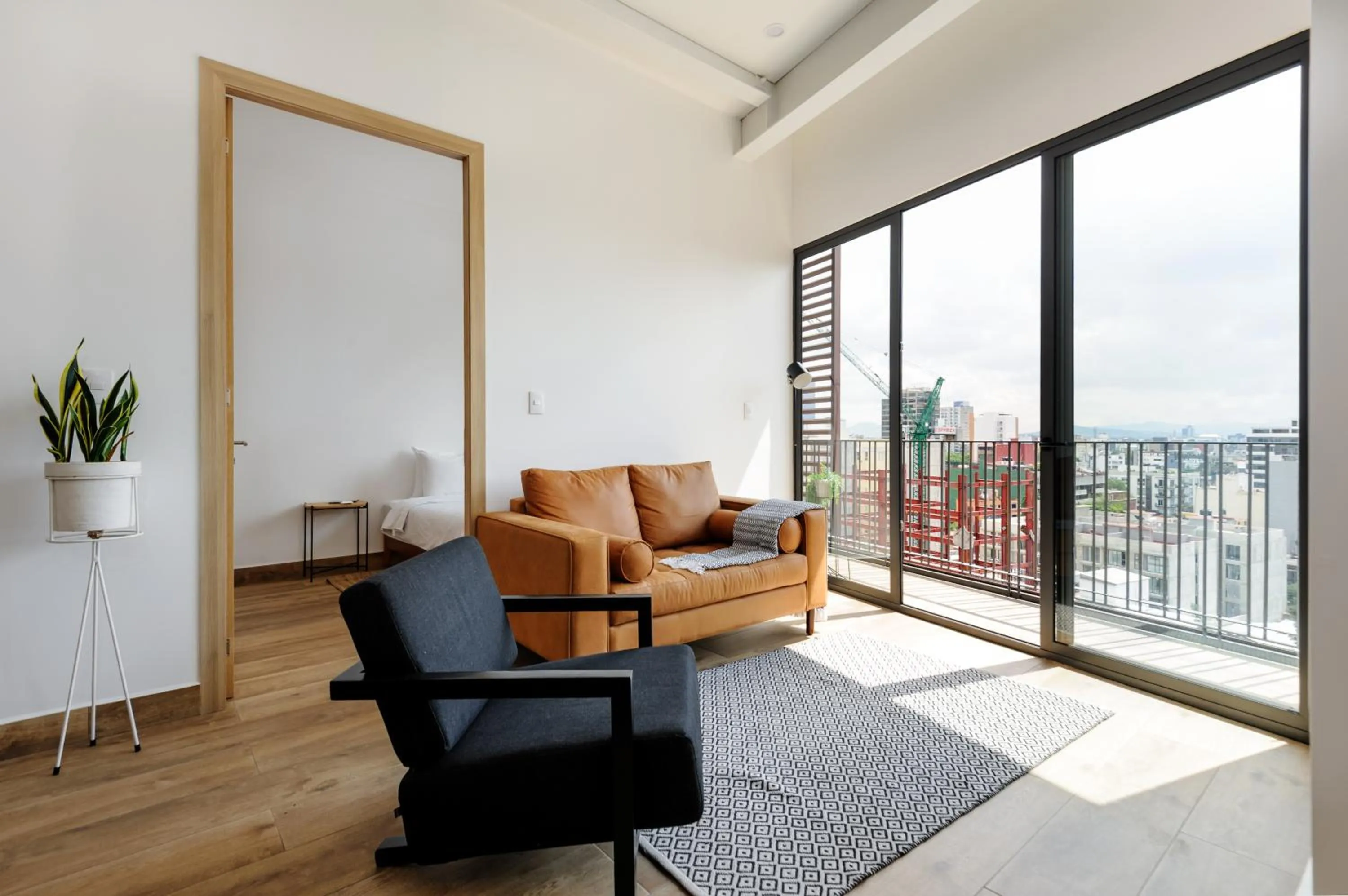 Living room in Londres 256 by Wynwood House