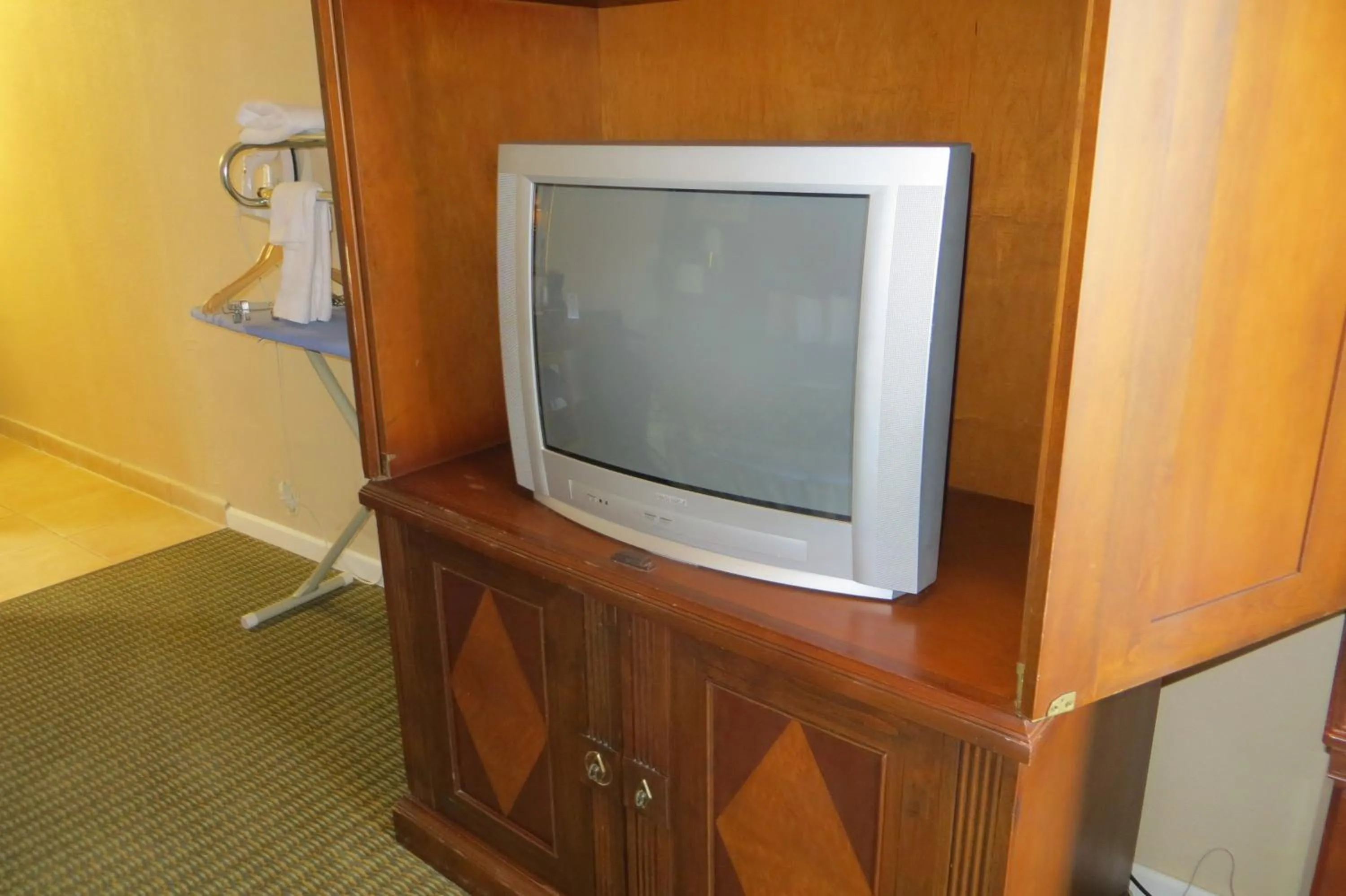 Decorative detail in American Inn Stockton