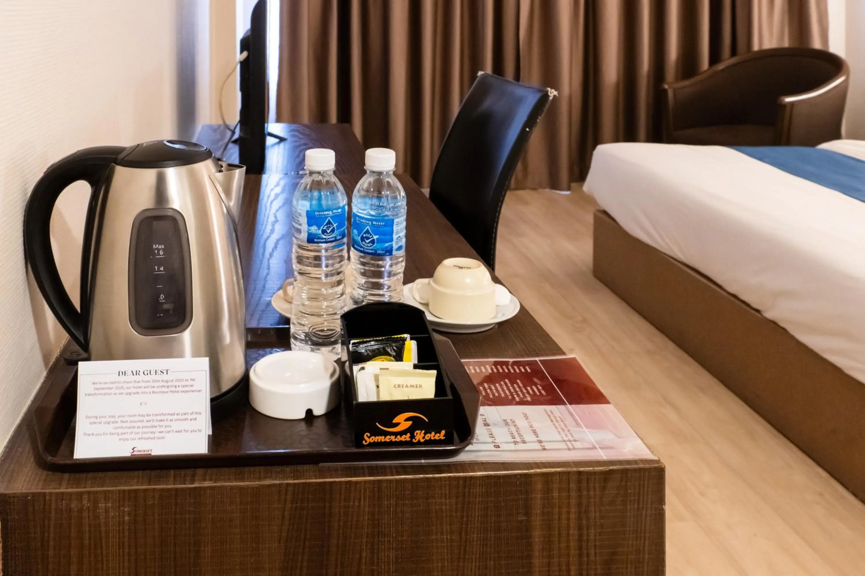 Bed in Somerset Hotel