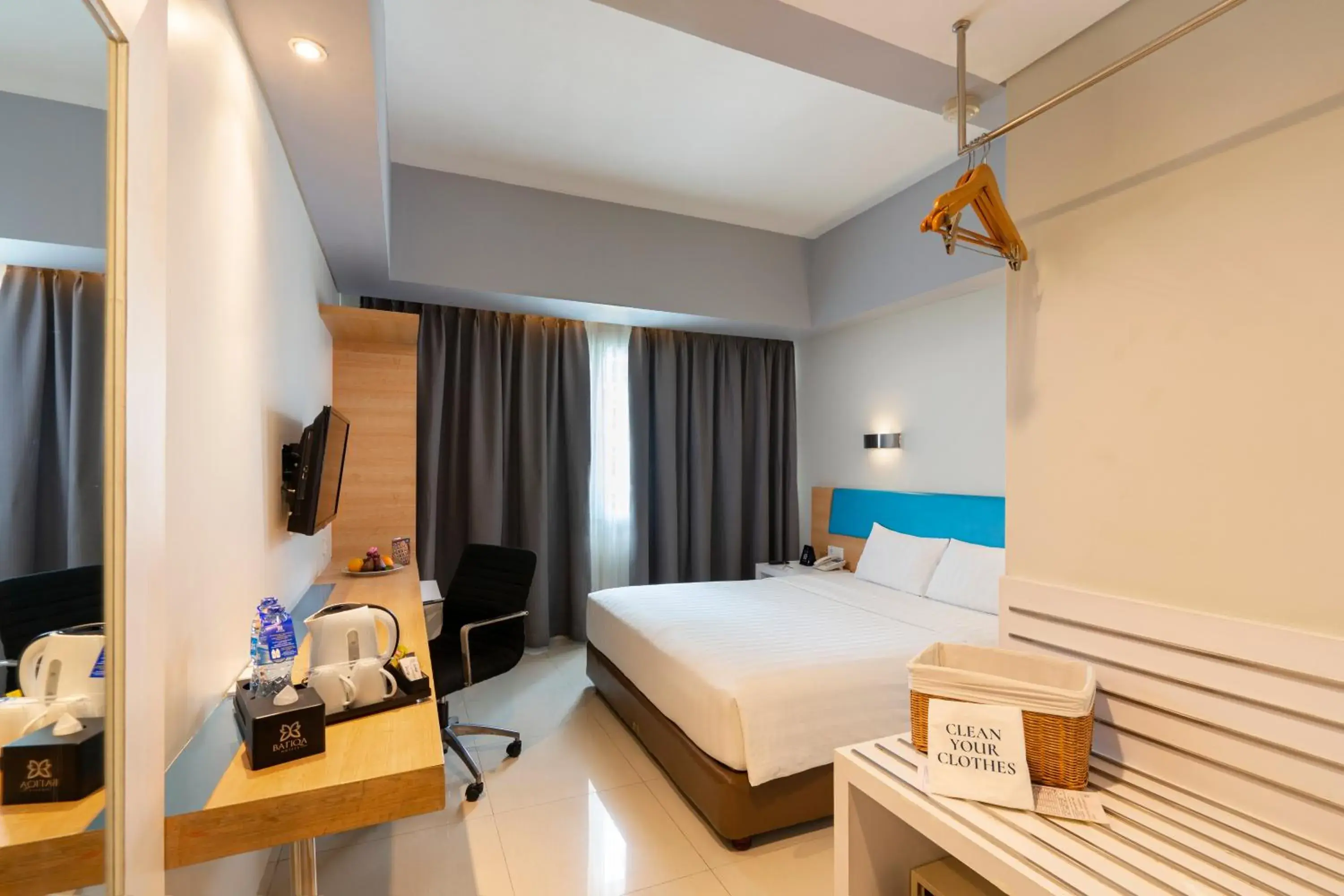Superior Double Room in BATIQA Hotel & Apartments Karawang Superior Double Room in BATIQA Hotel & Apartments Karawang