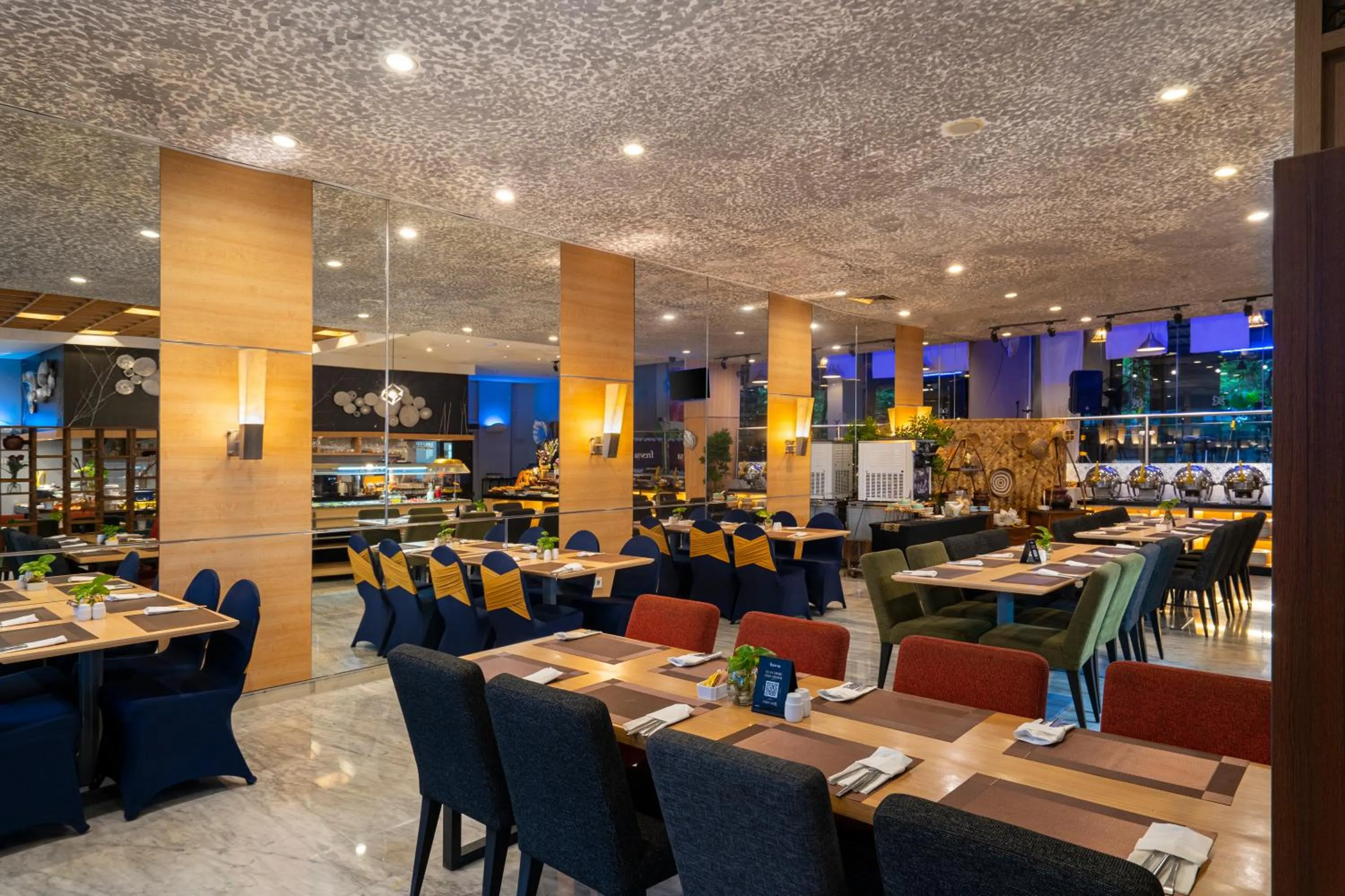 Dining area in BATIQA Hotel & Apartments Karawang