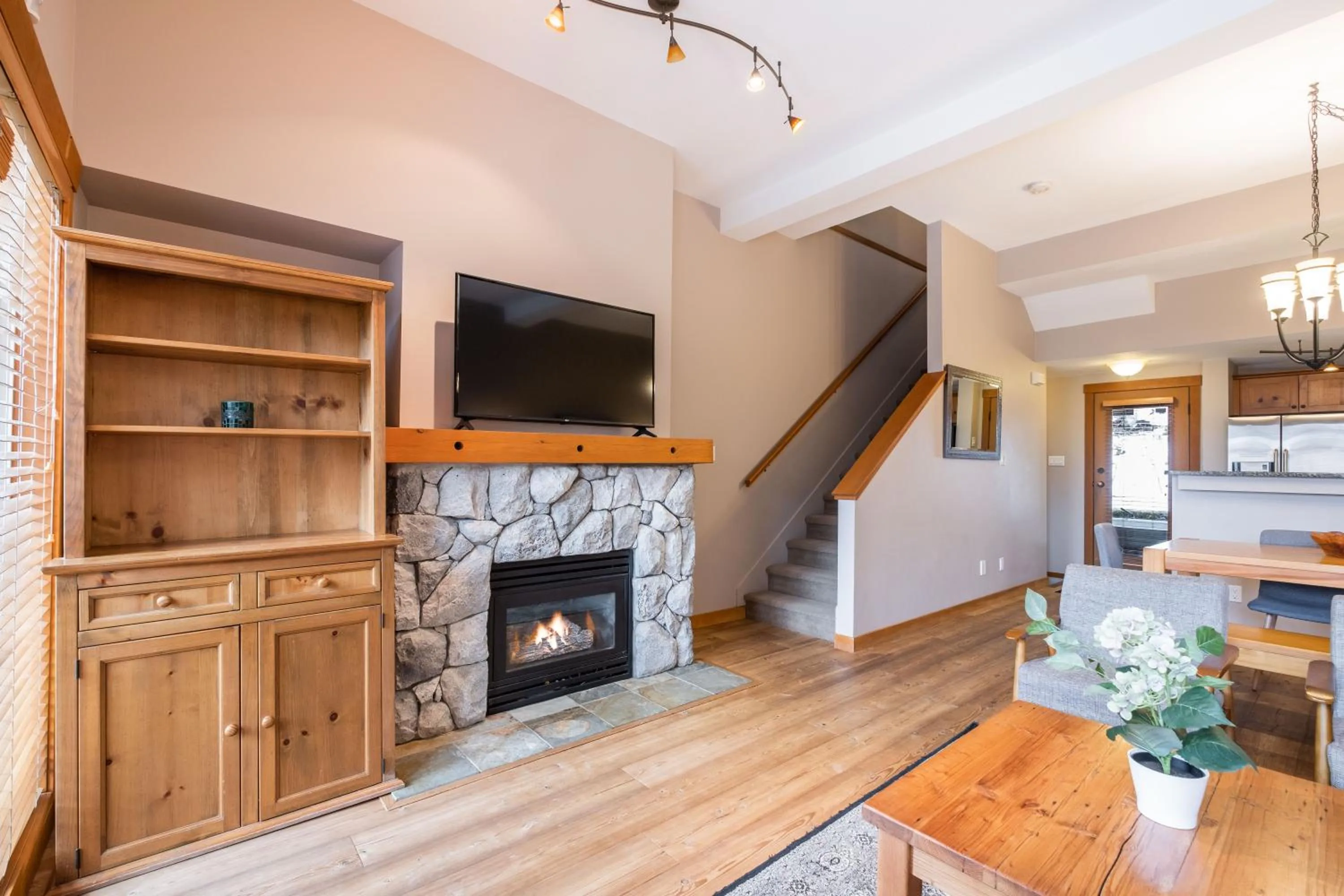 TV and multimedia in Mountain Star by Outpost Whistler