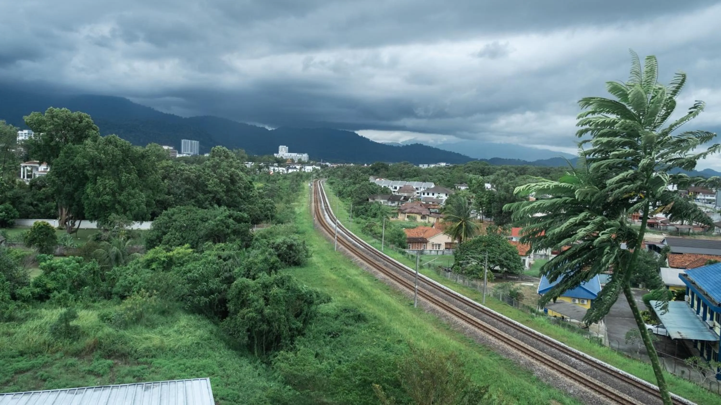 Mountain view in Beverly Hotel