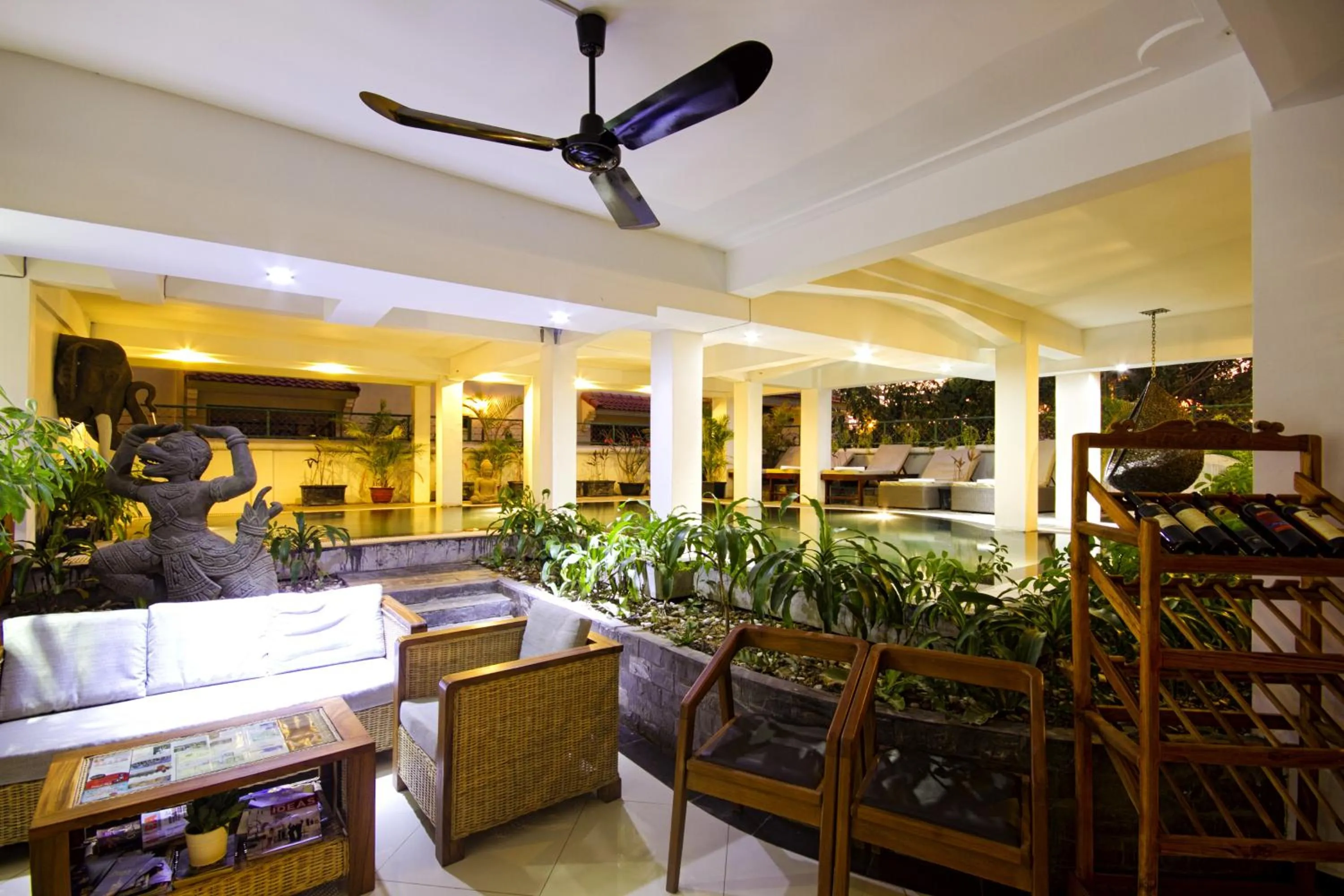 Restaurant/places to eat in P5 Angkor Residence