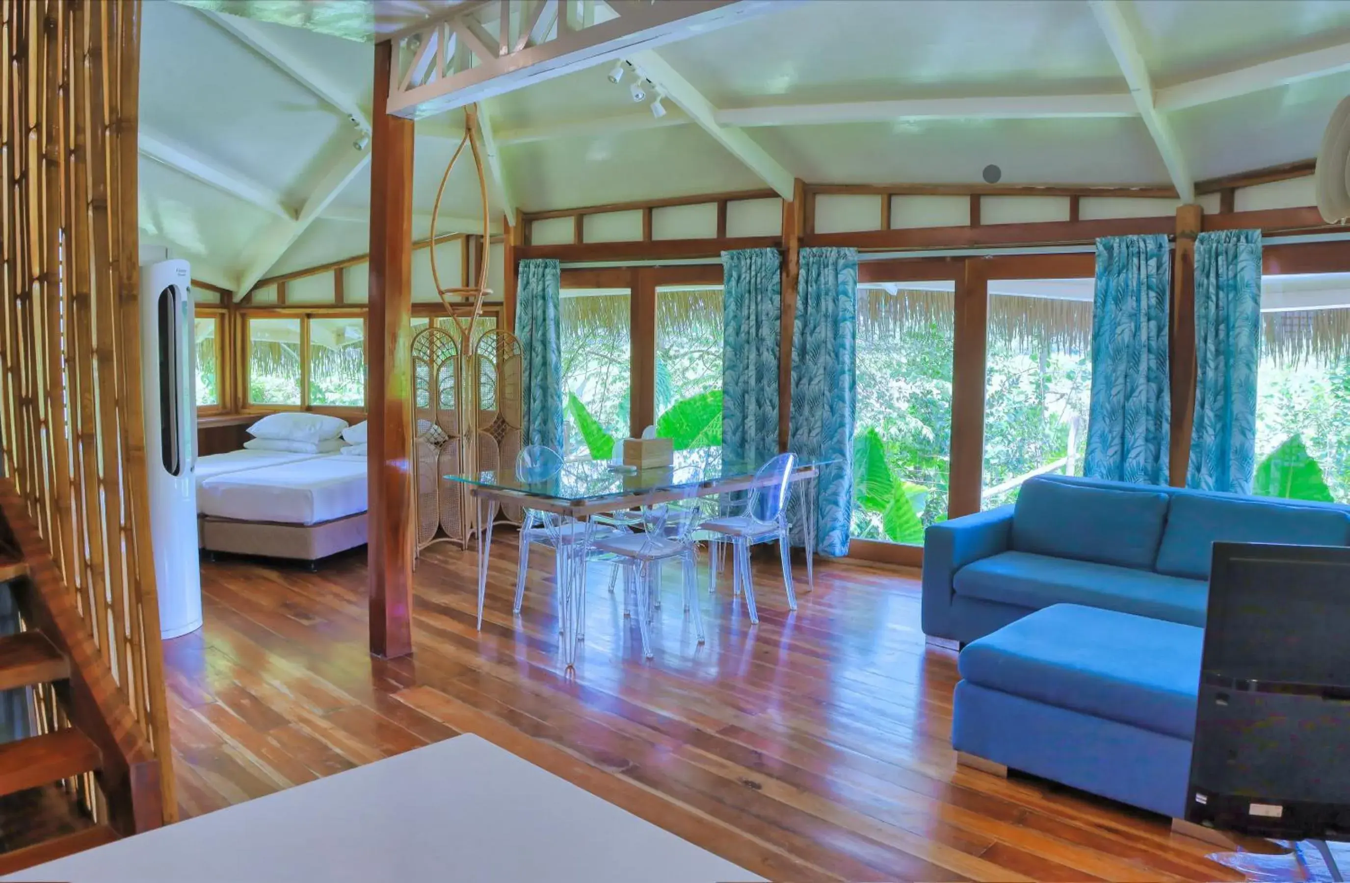 Vacation Home in Fox & The Firefly Cottages Vacation Home in Fox & The Firefly Cottages