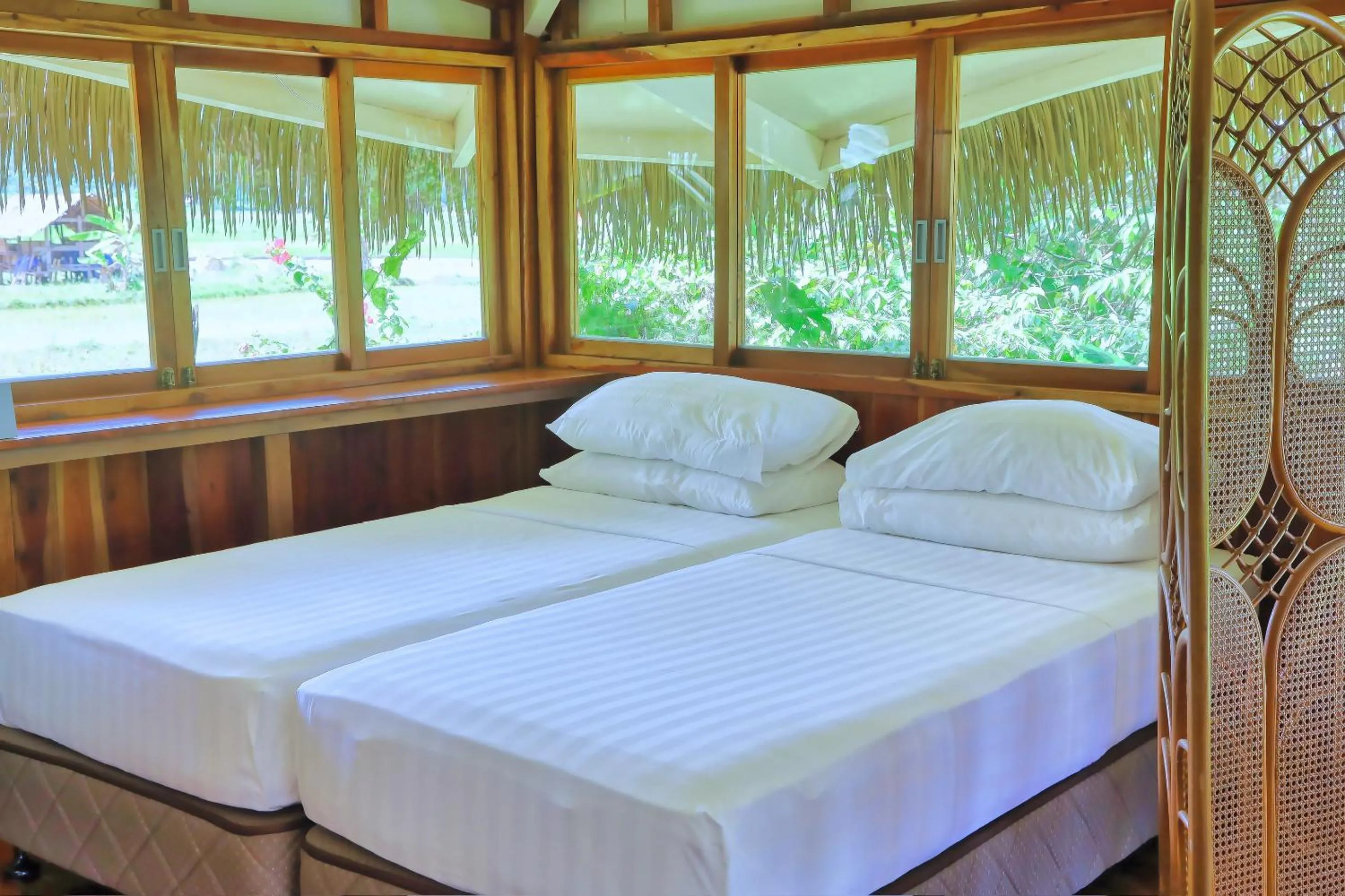 Bed in Fox & The Firefly Cottages