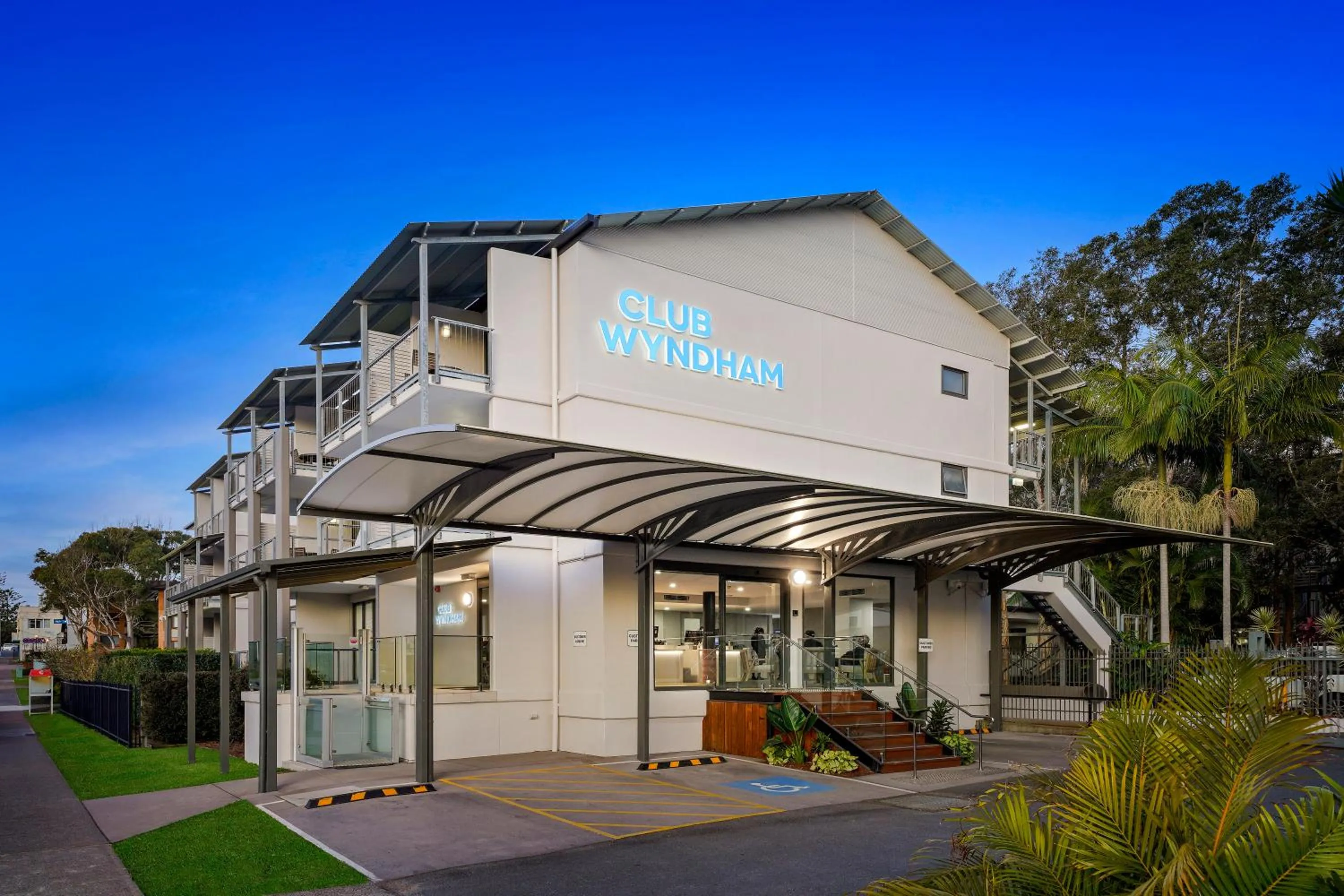 Property building in Club Wyndham Flynns Beach, Trademark Collection by Wyndham