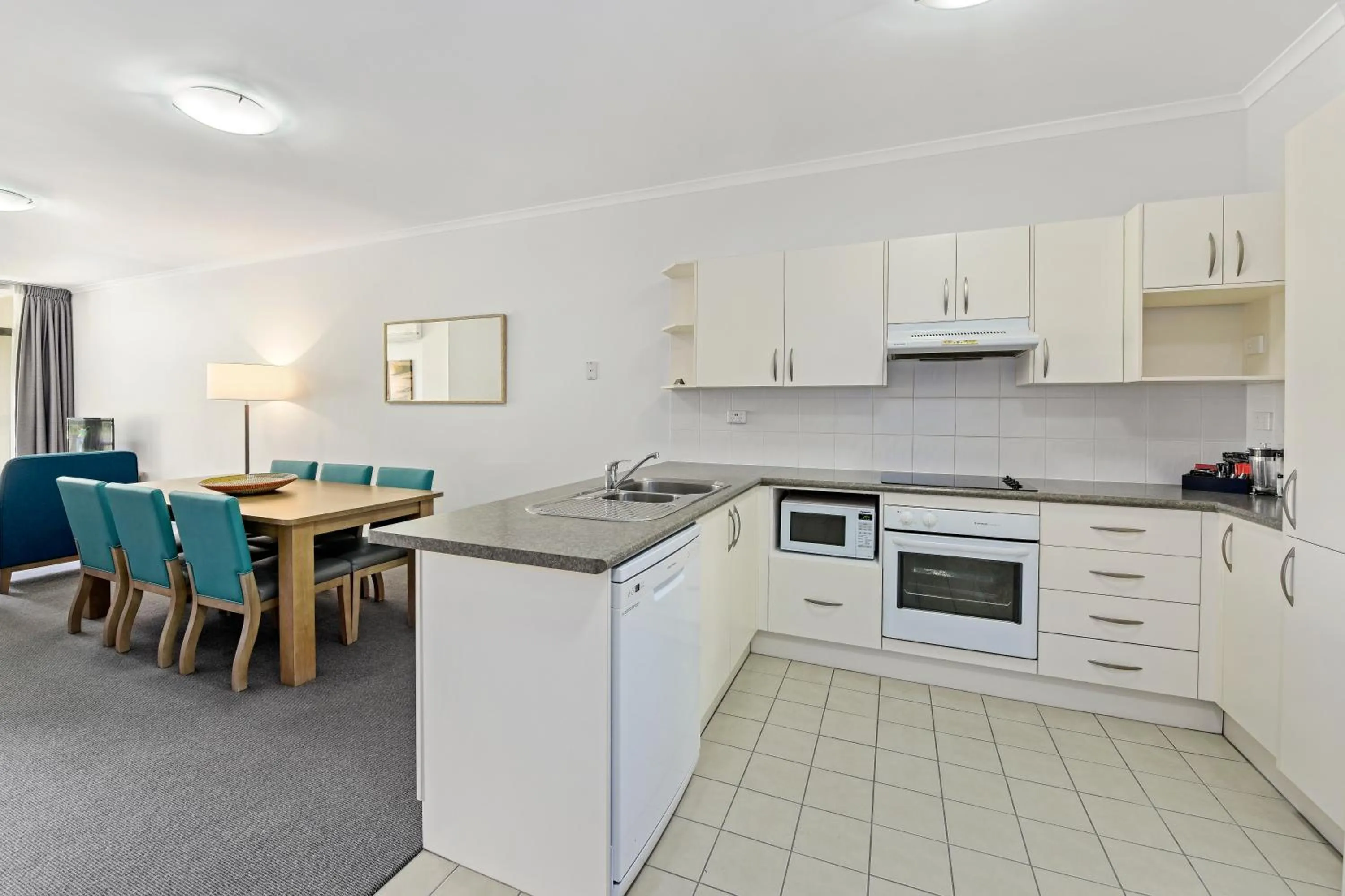 Kitchen or kitchenette in Club Wyndham Flynns Beach, Trademark Collection by Wyndham