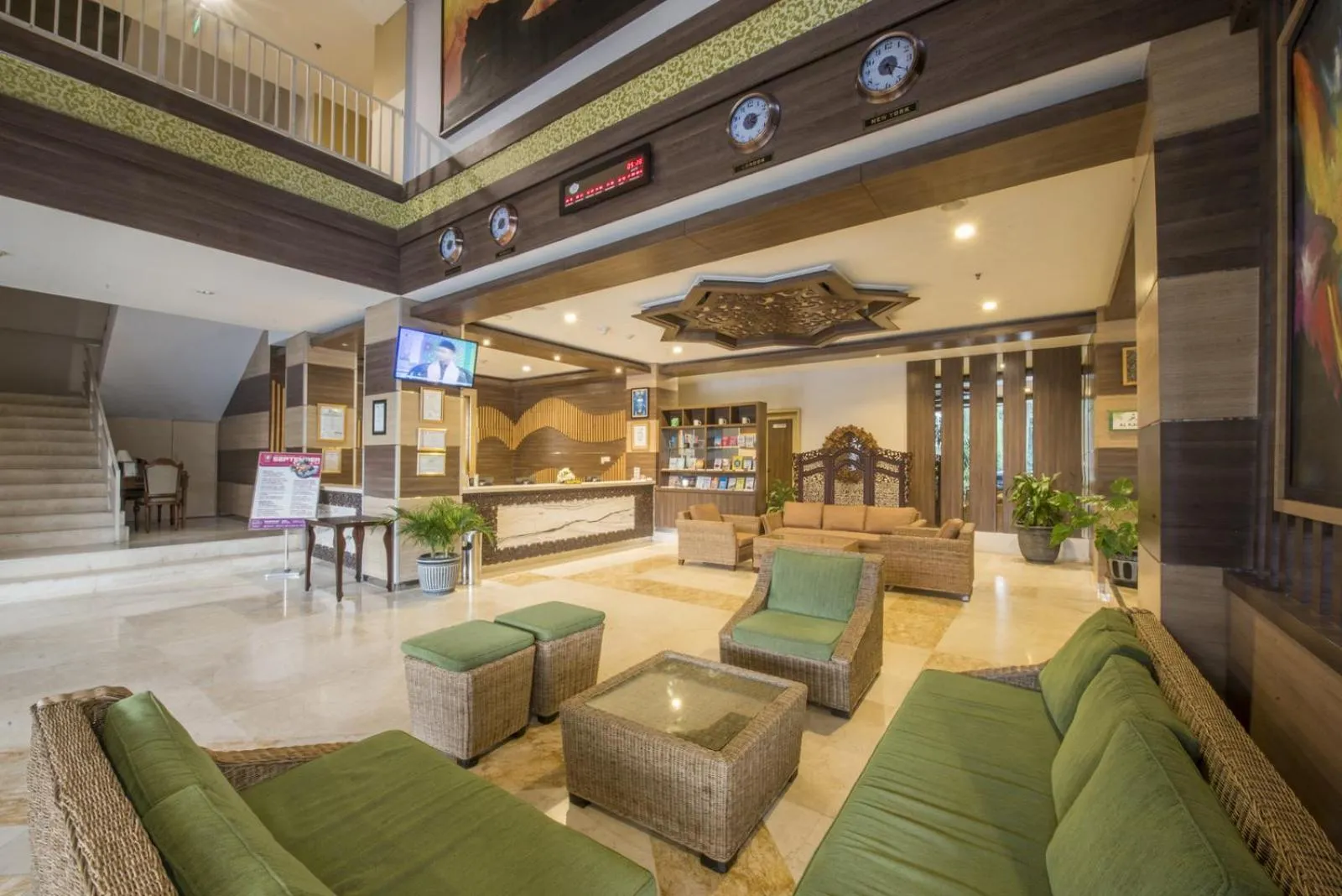 Lobby or reception in Lorin Syariah Solo Hotel