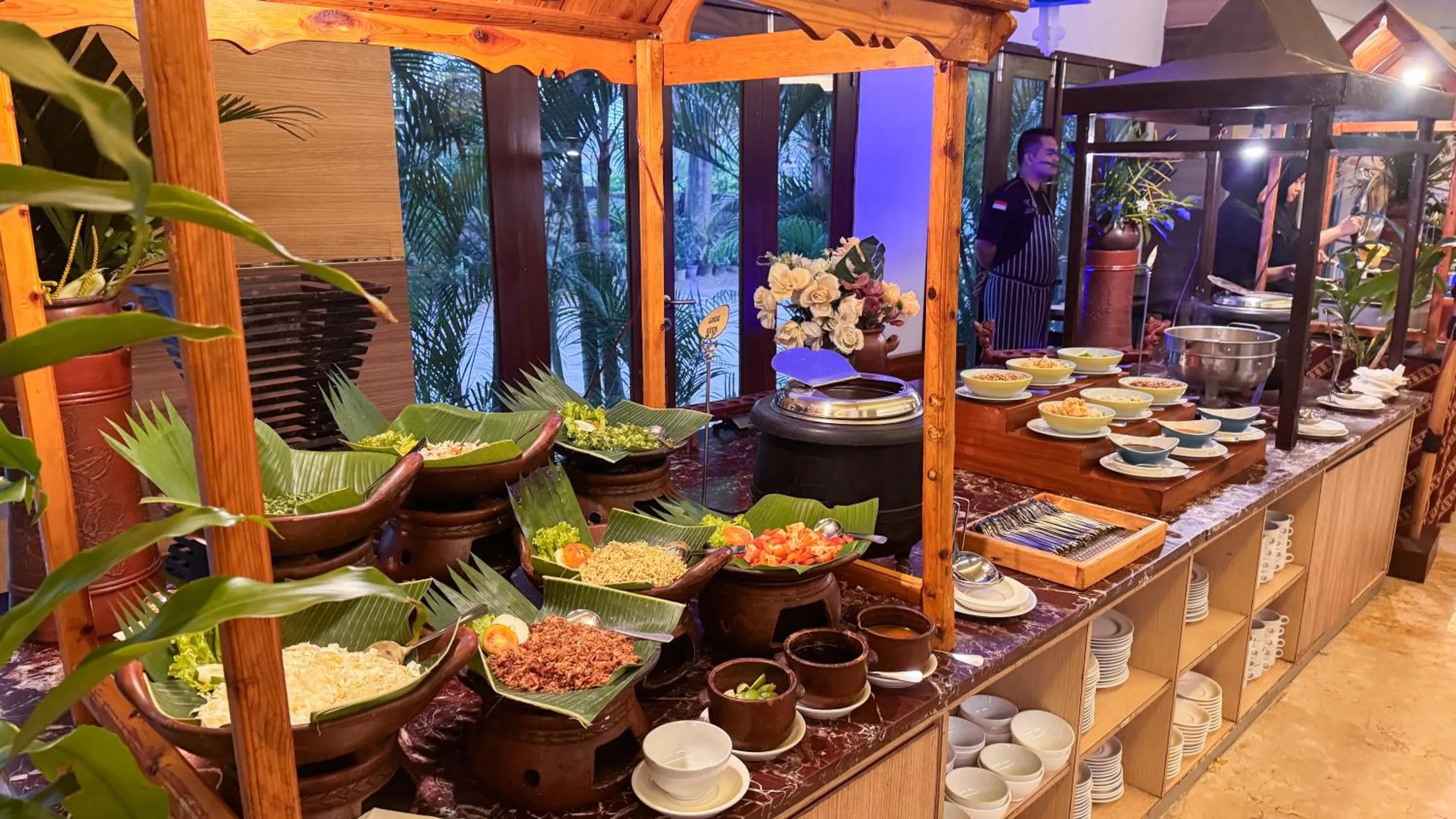 Restaurant/places to eat in Lorin Syariah Solo Hotel