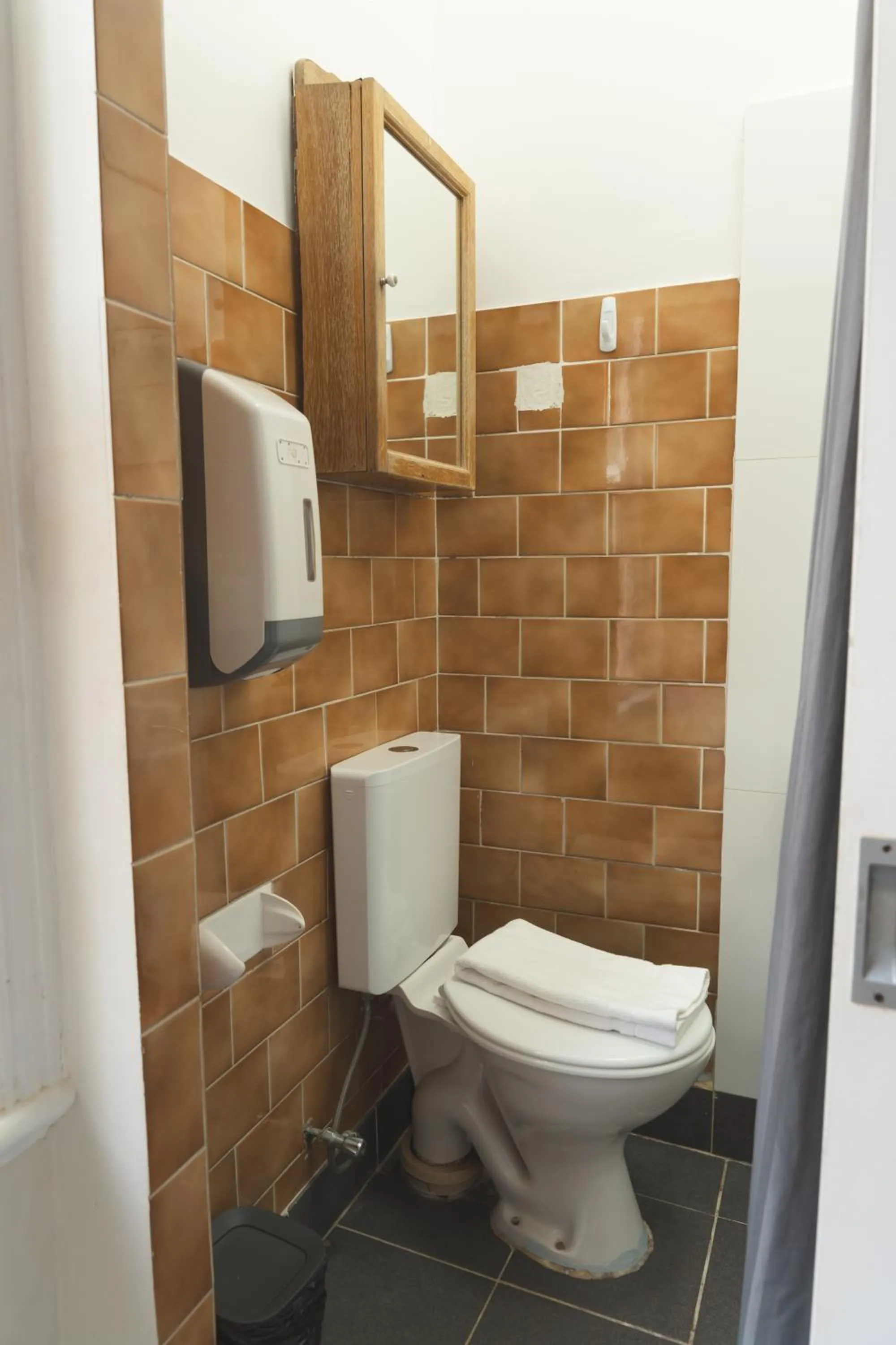 Toilet in Manly Bunkhouse