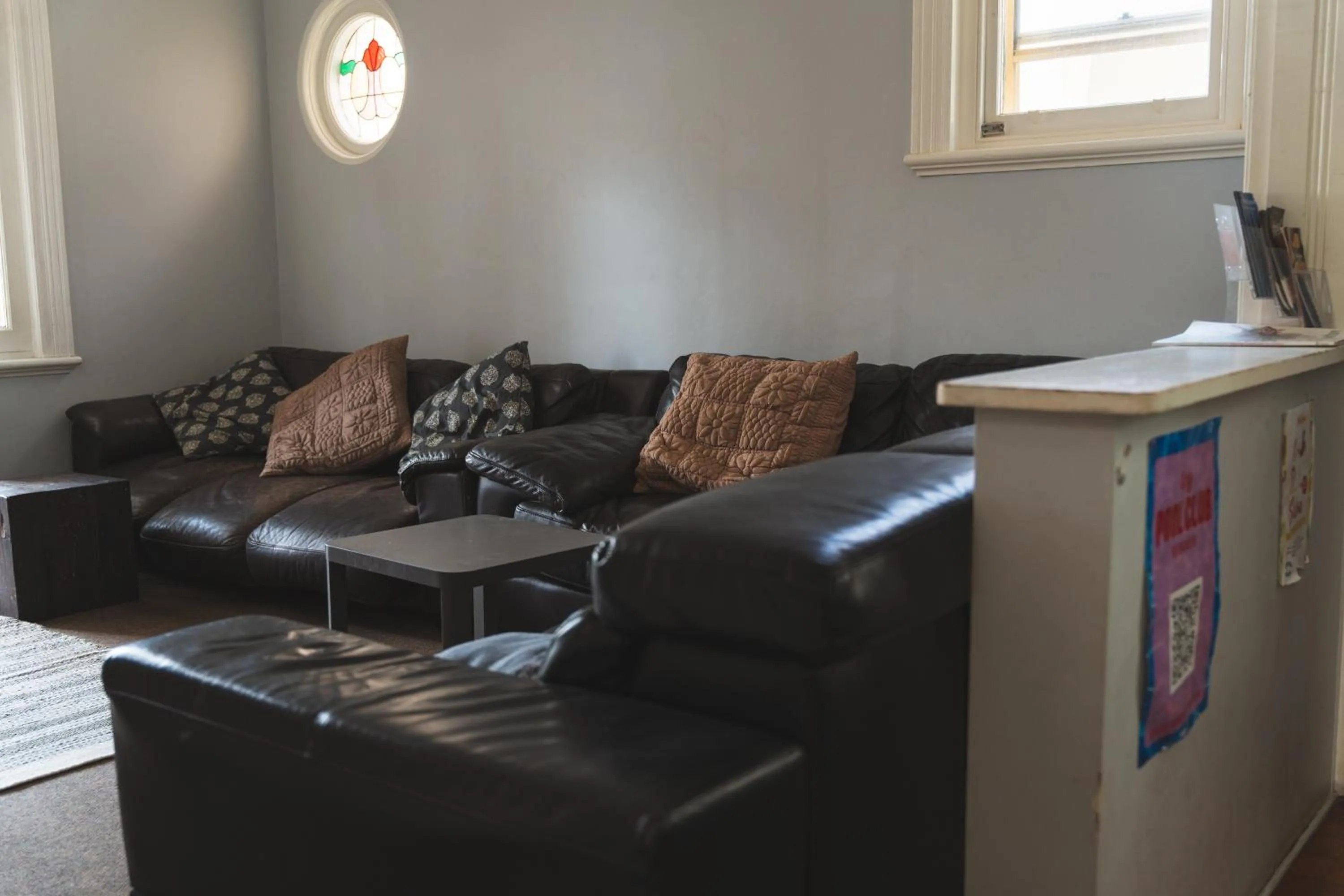 Living room in Manly Bunkhouse