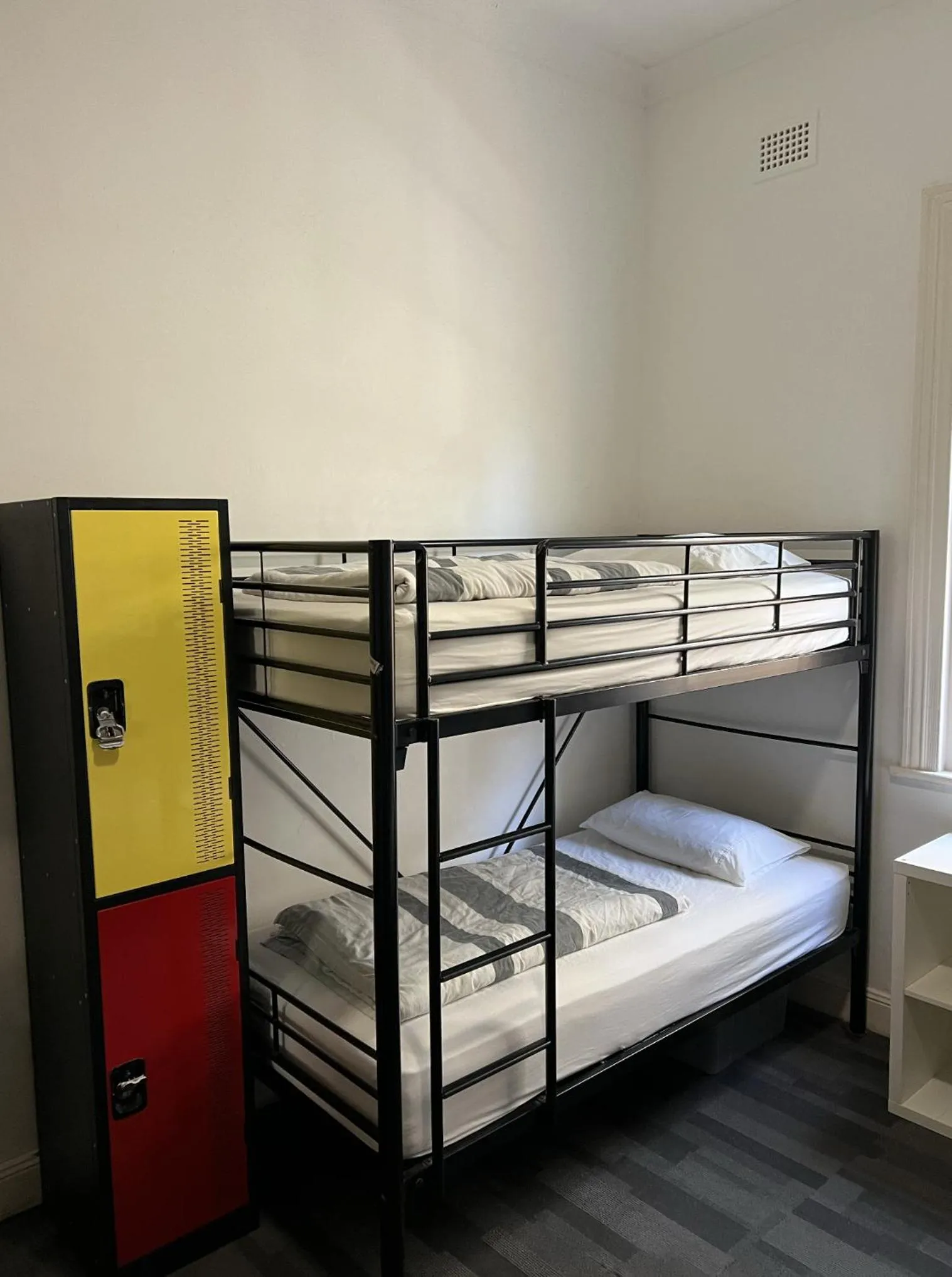 Bed in Manly Bunkhouse