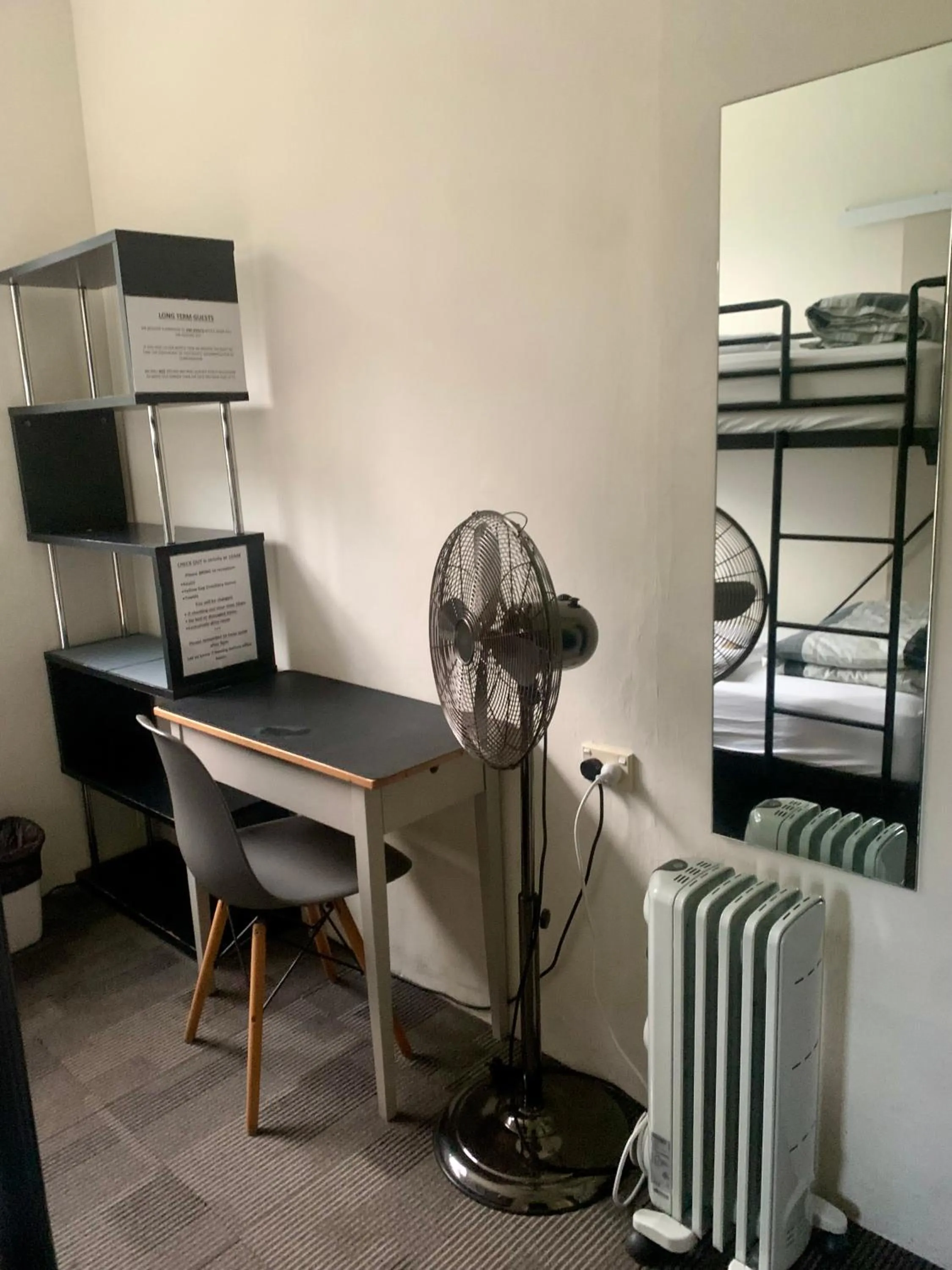 Bedroom, Bed in Manly Bunkhouse