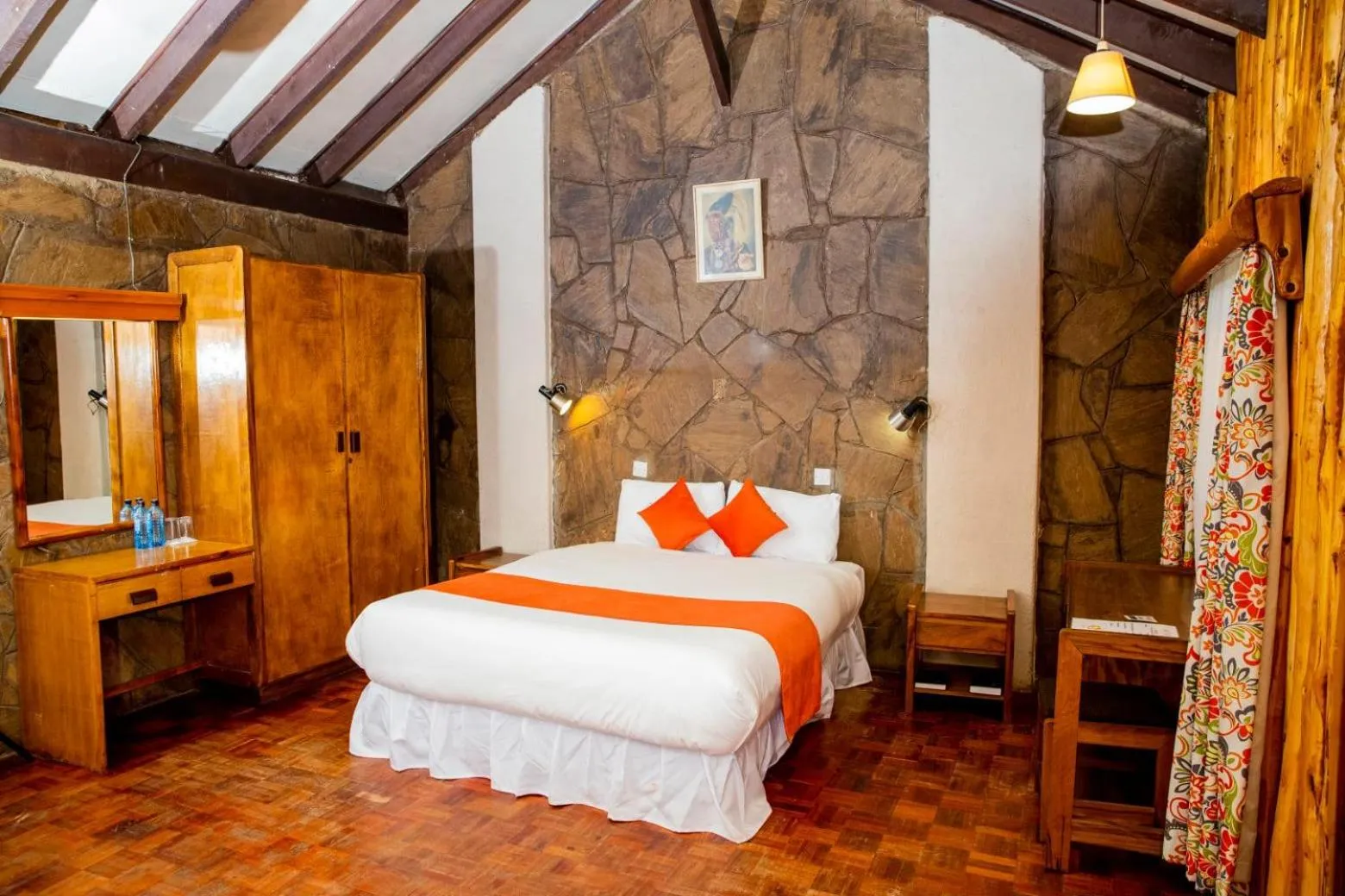 Photo of the whole room, Bed in Naro Moru River Lodge