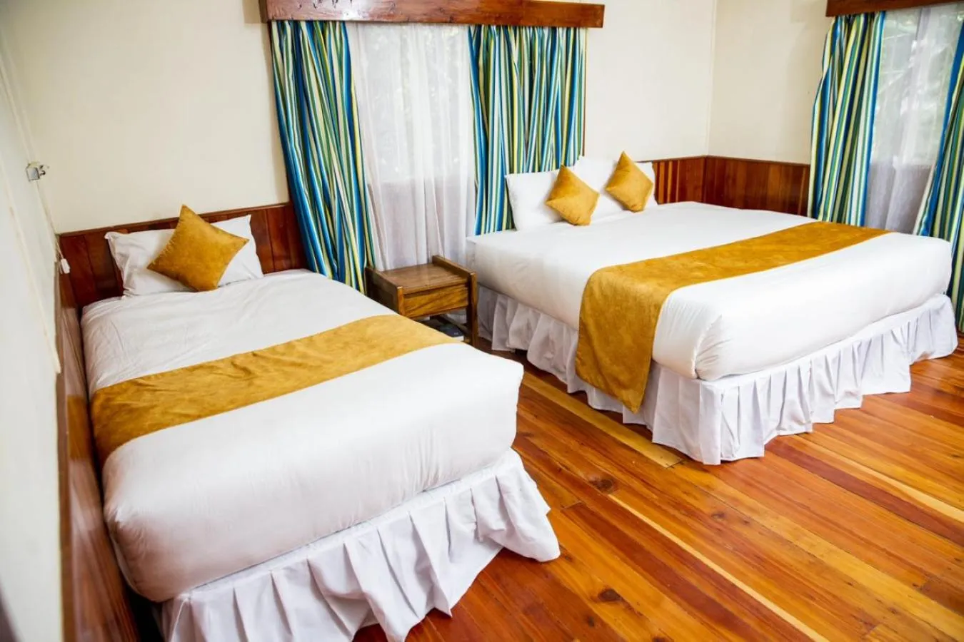 Property building, Bed in Naro Moru River Lodge