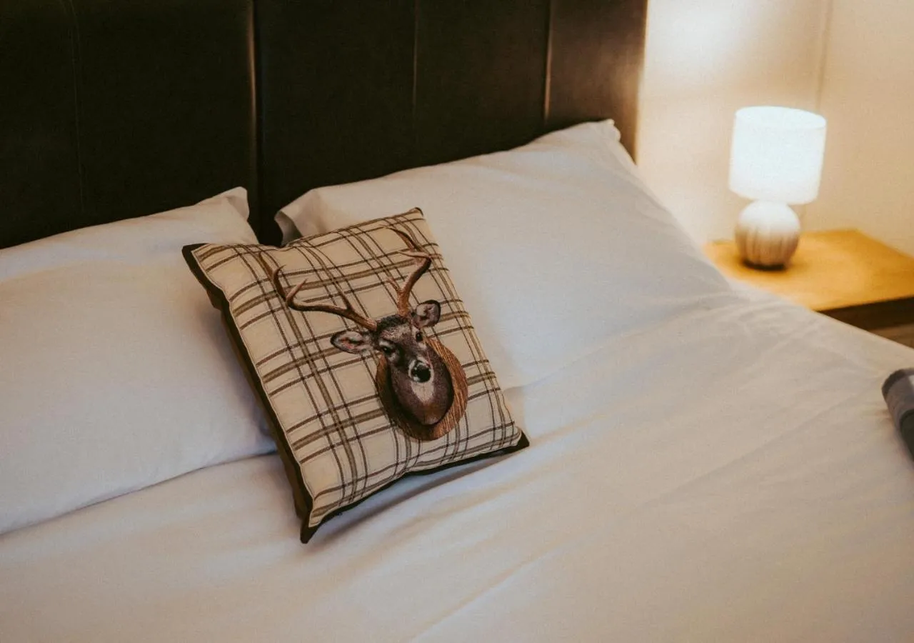 Bed in The Heathfield Inn