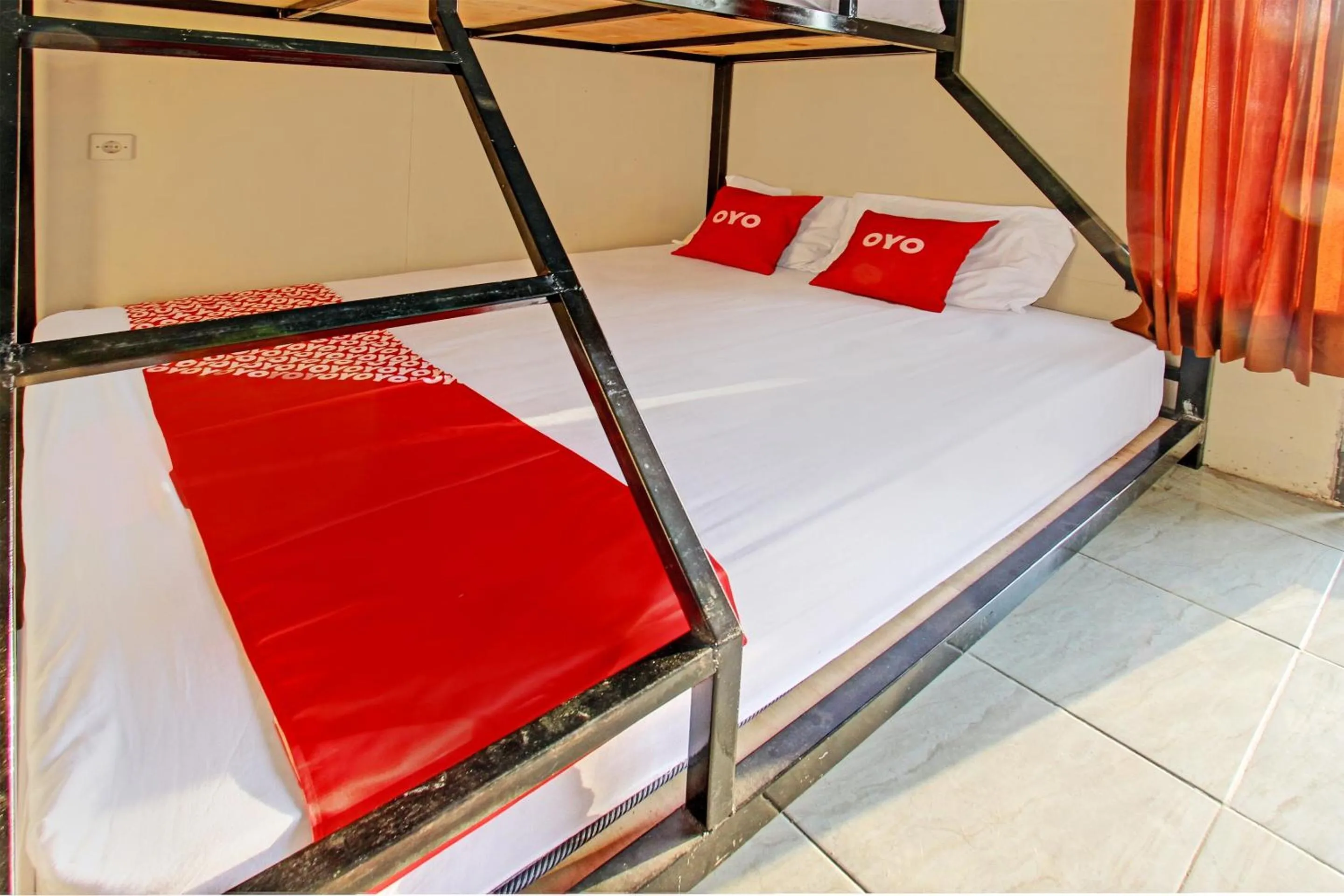 Bedroom in OYO 93121 Abi Bungalow & Hostel