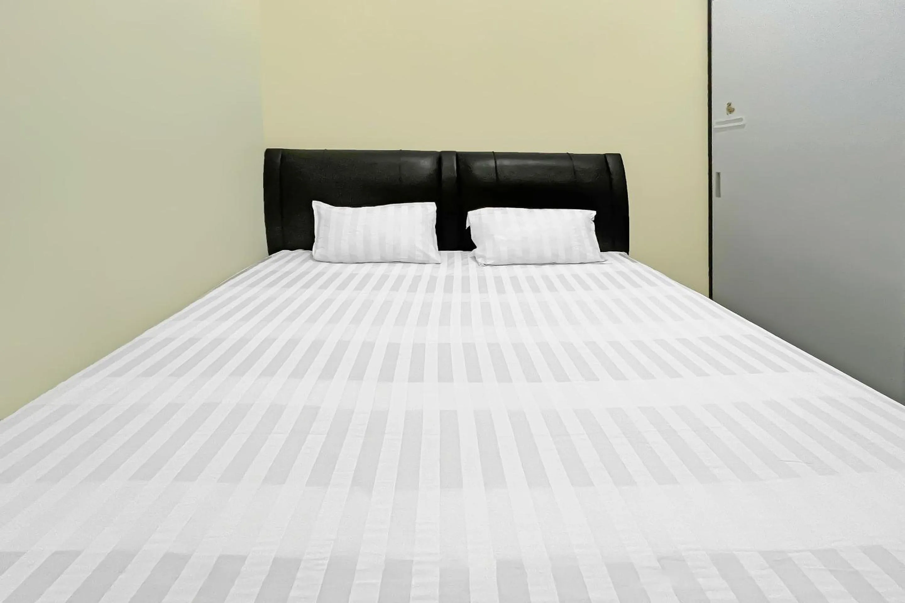 Bedroom in Hotel O Wisma Dg Tata