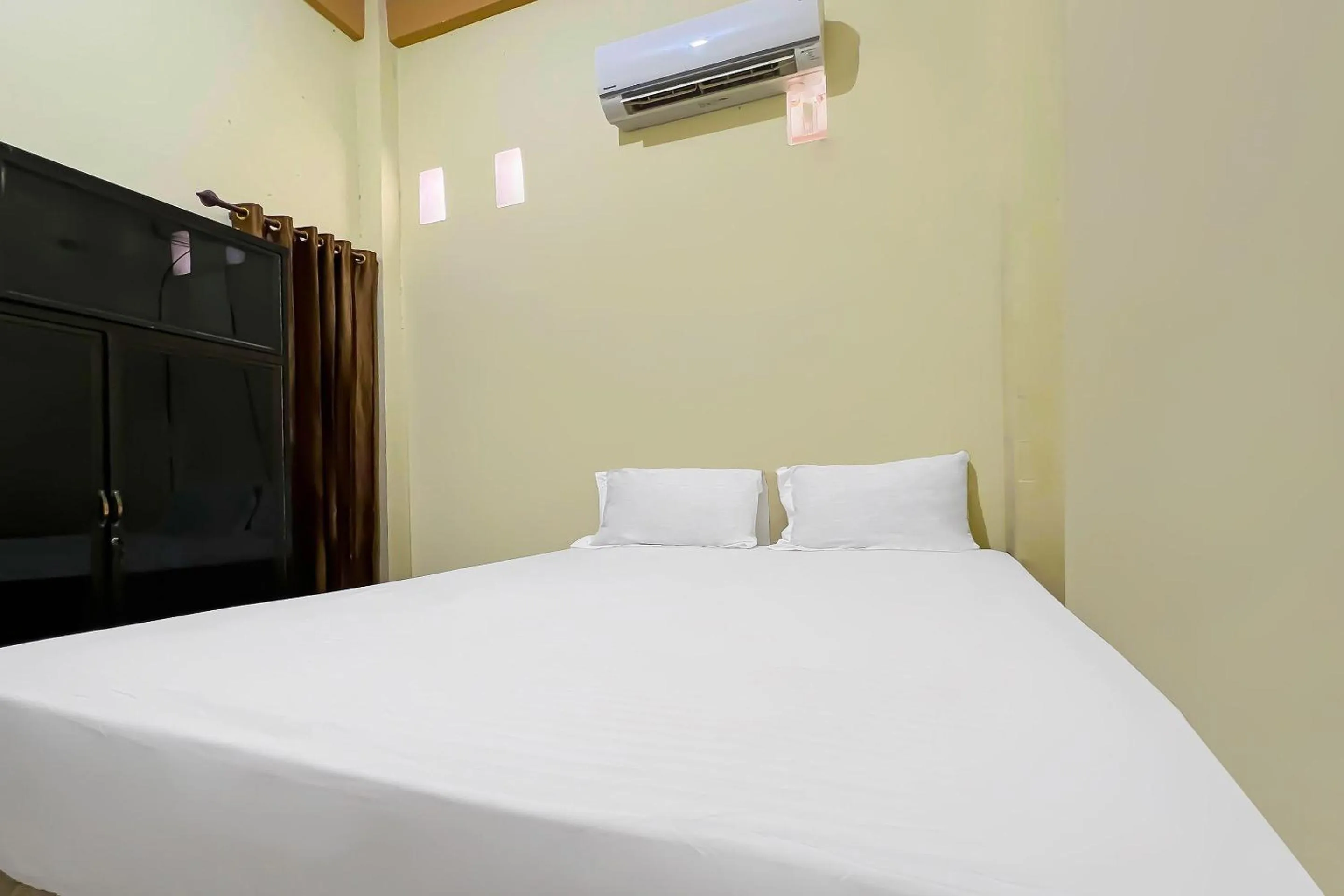 Bedroom in Hotel O Wisma Dg Tata