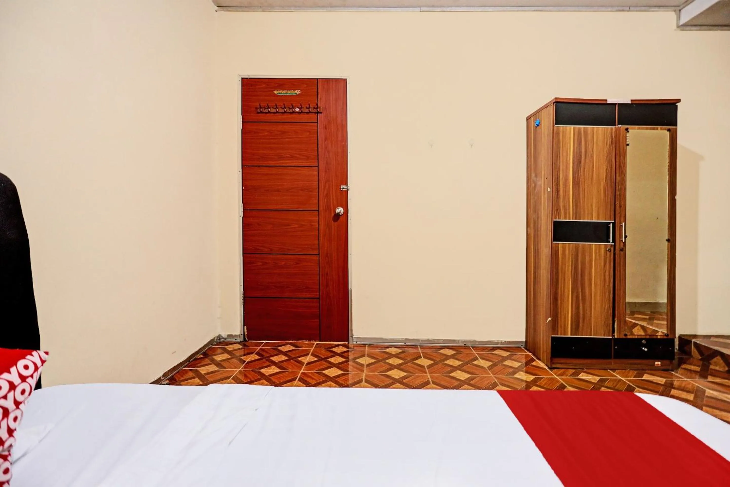 Bedroom in OYO 92553 Caitlin Homestay