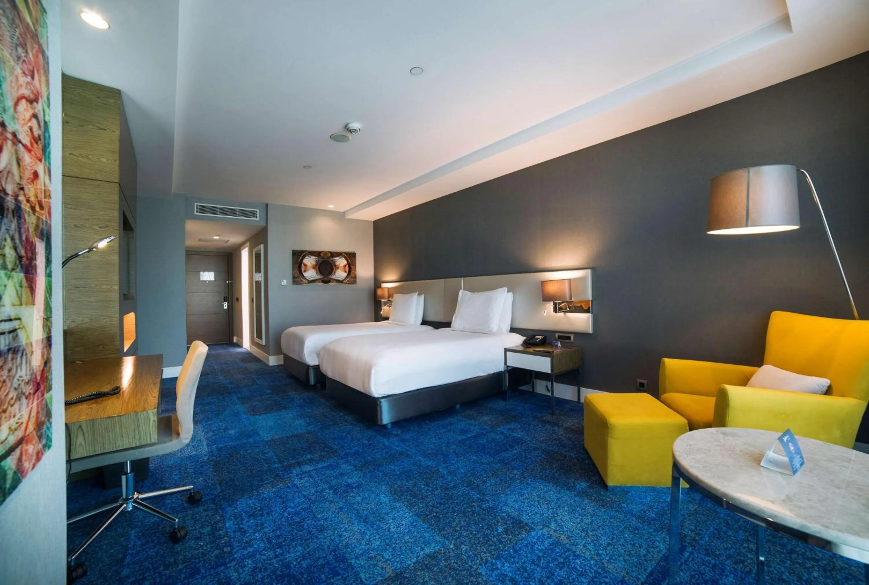 Photo of the whole room, Bed in Radisson Blu Hotel, Kayseri