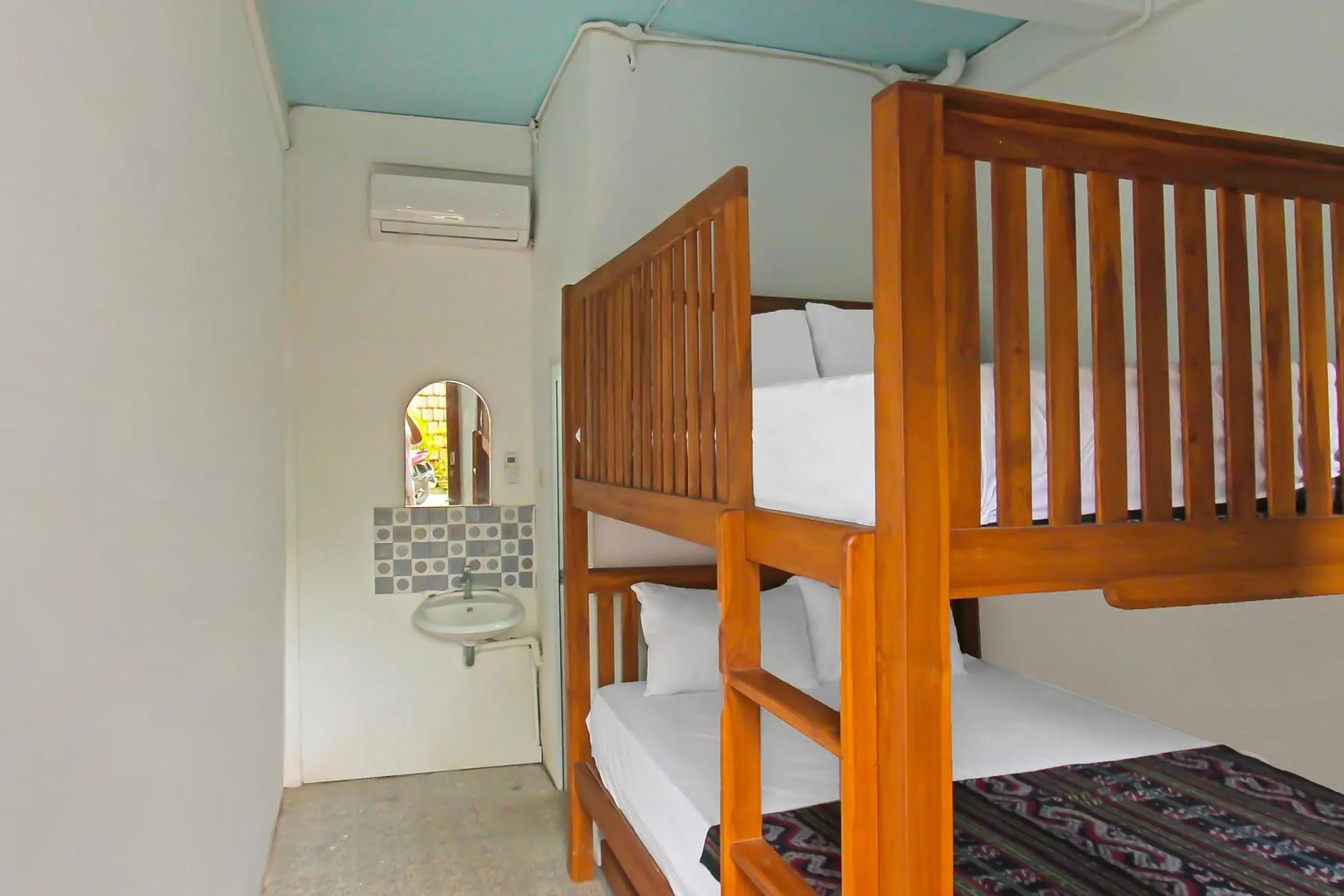 Bedroom, Bed in Hotel O Bale Datu Homestay Near Lapangan Bulutangkis By'u Badminton
