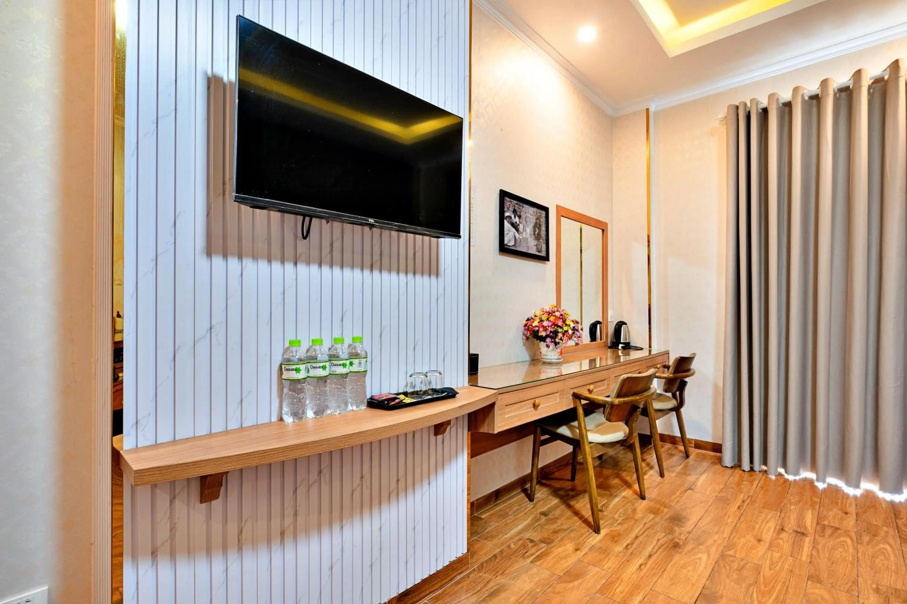 Luna Saigon Hotel - Bui Vien Walking Street