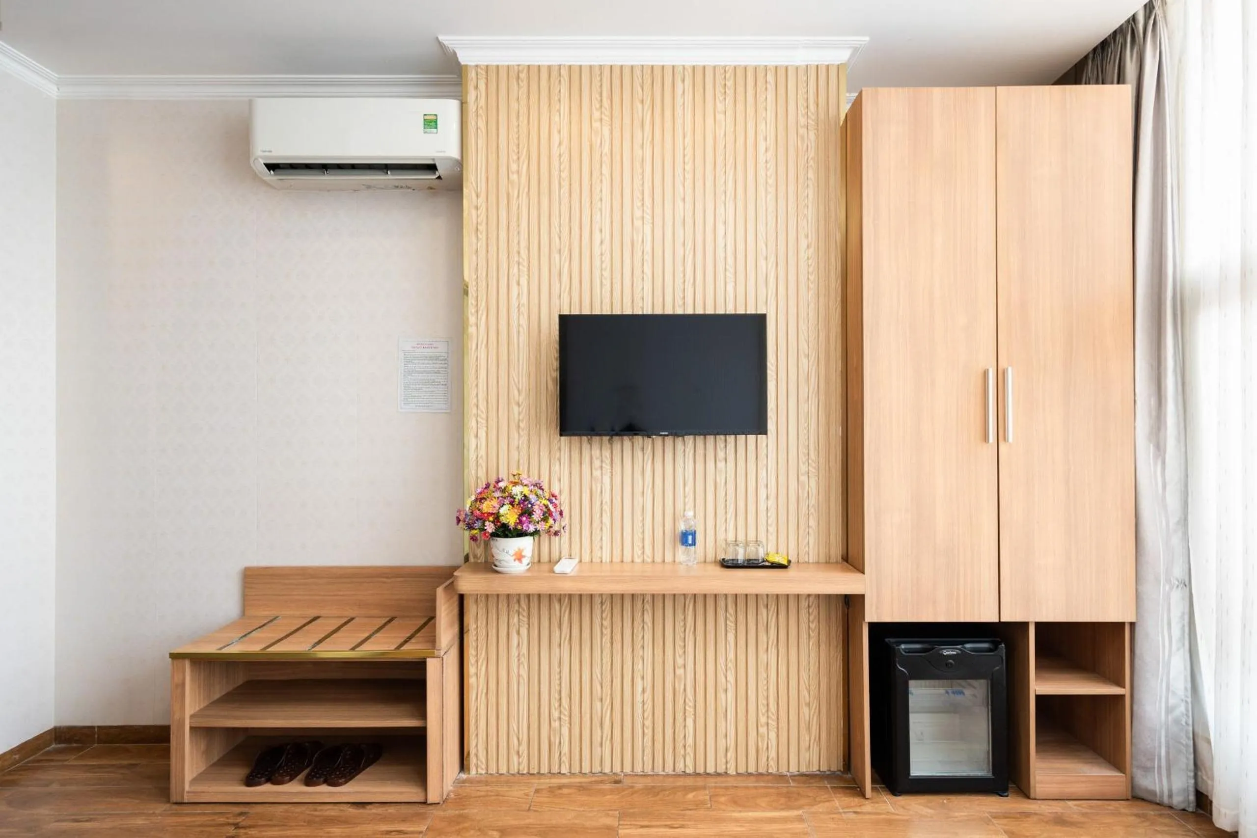 Luna Saigon Hotel - Bui Vien Walking Street