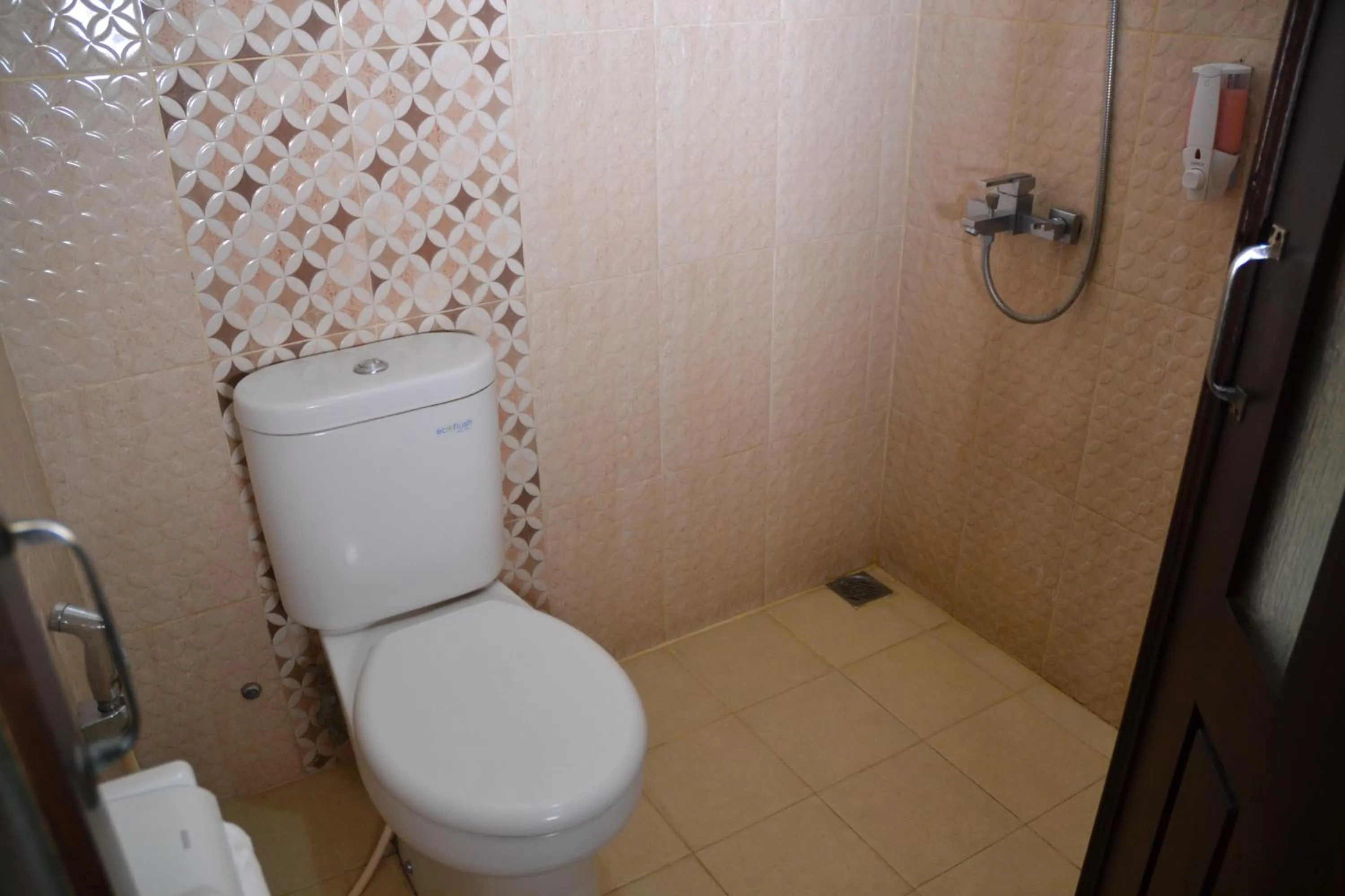 Toilet in Roemah Canting Homestay