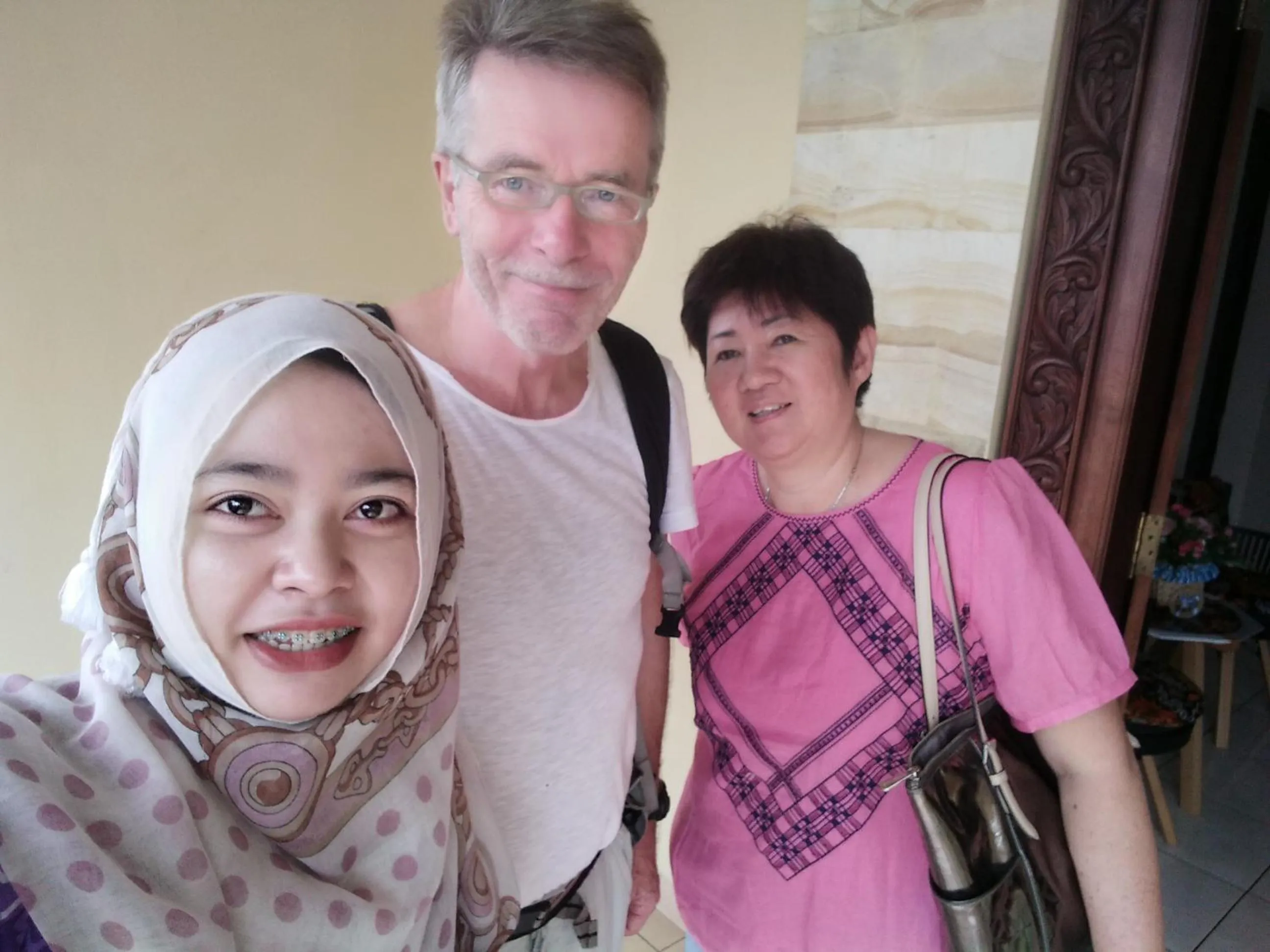 People in Roemah Canting Homestay