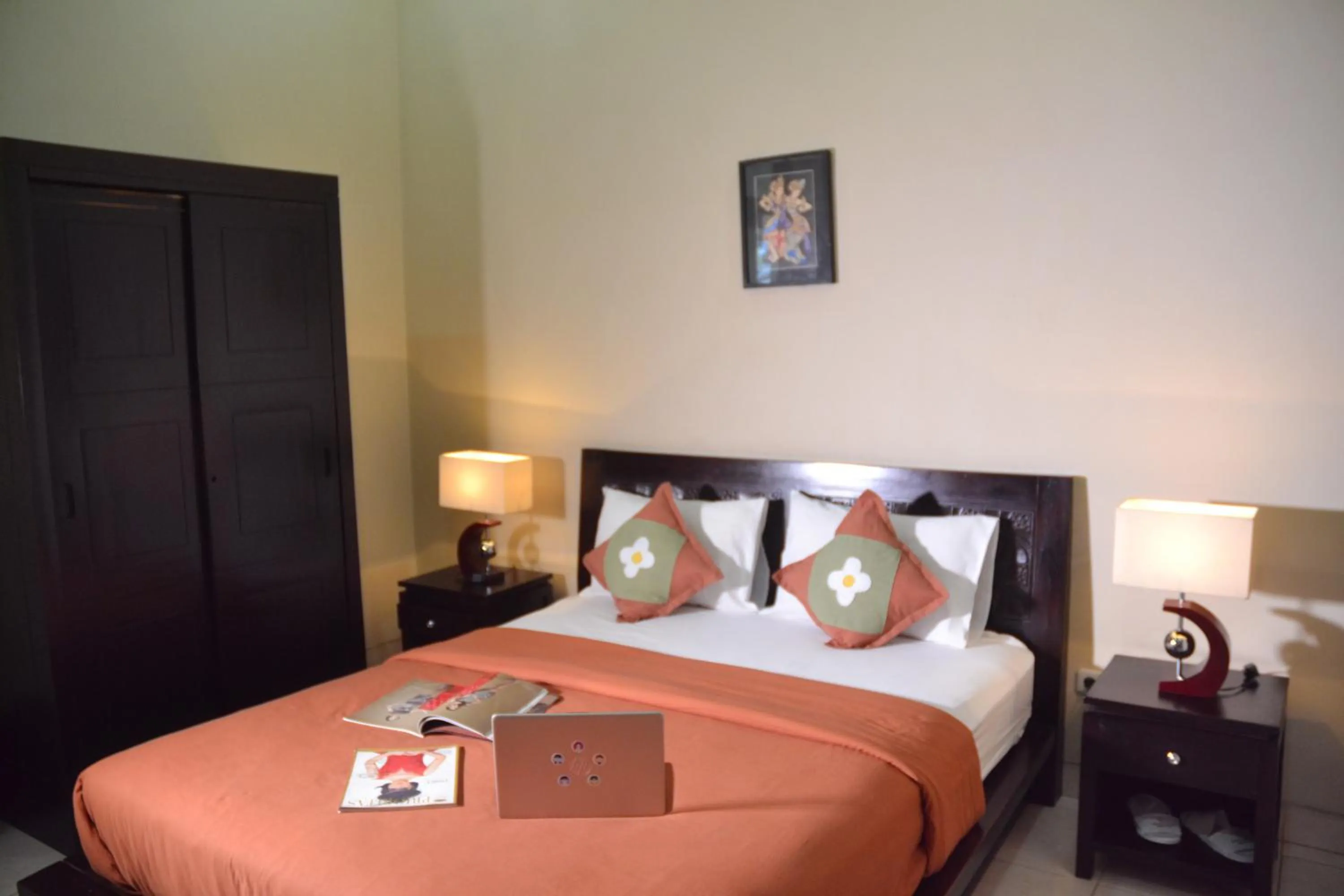 Bed in Roemah Canting Homestay