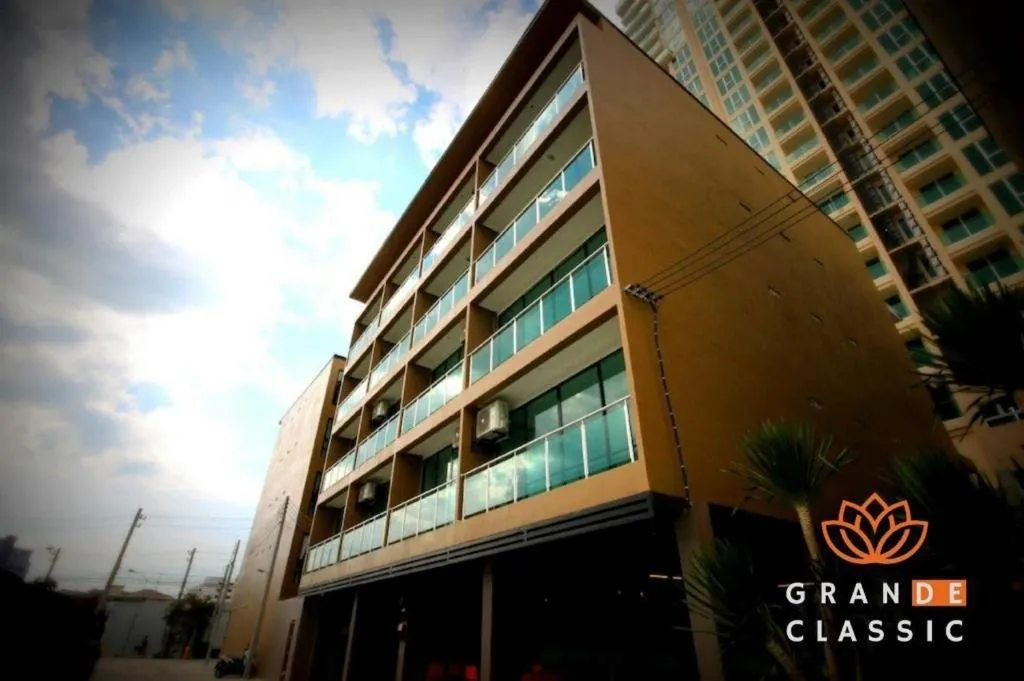 Property building in GranDE Classic Pattaya