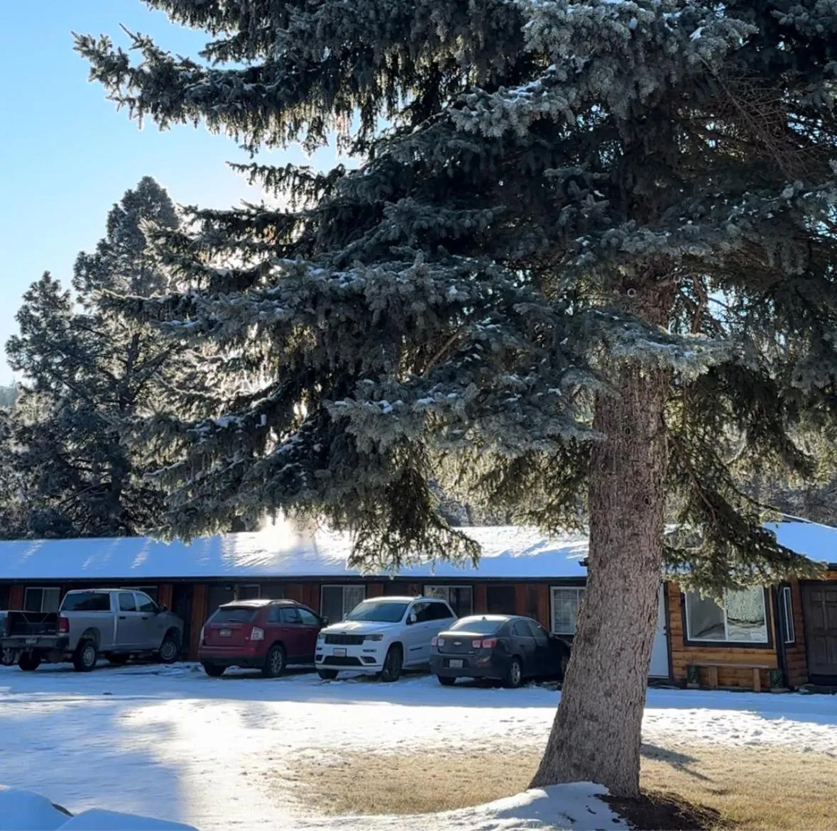 Parking in Lake Village Lodge