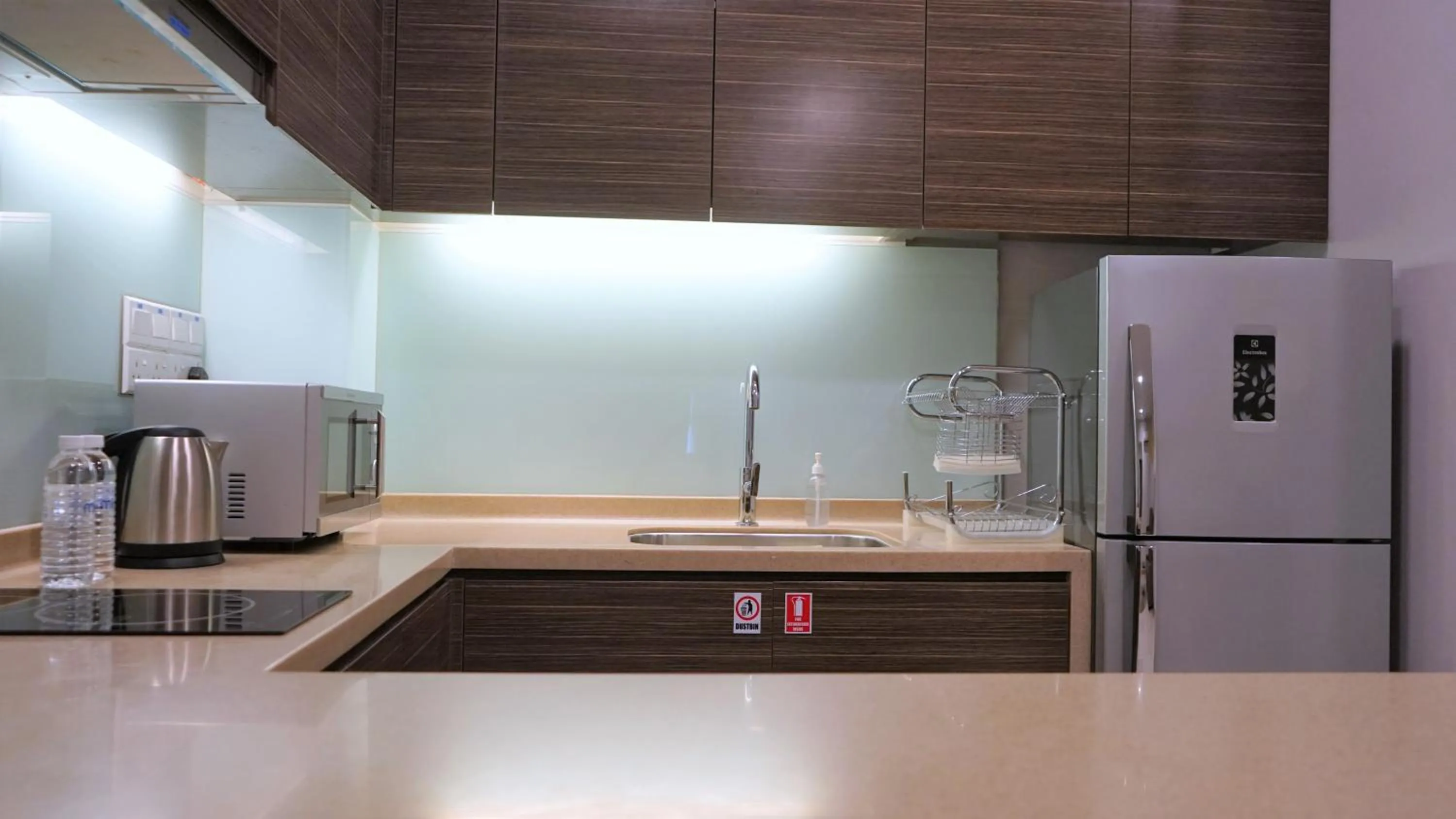 Kitchen or kitchenette in Marina Puteri Harbour Johor by Perfect Host